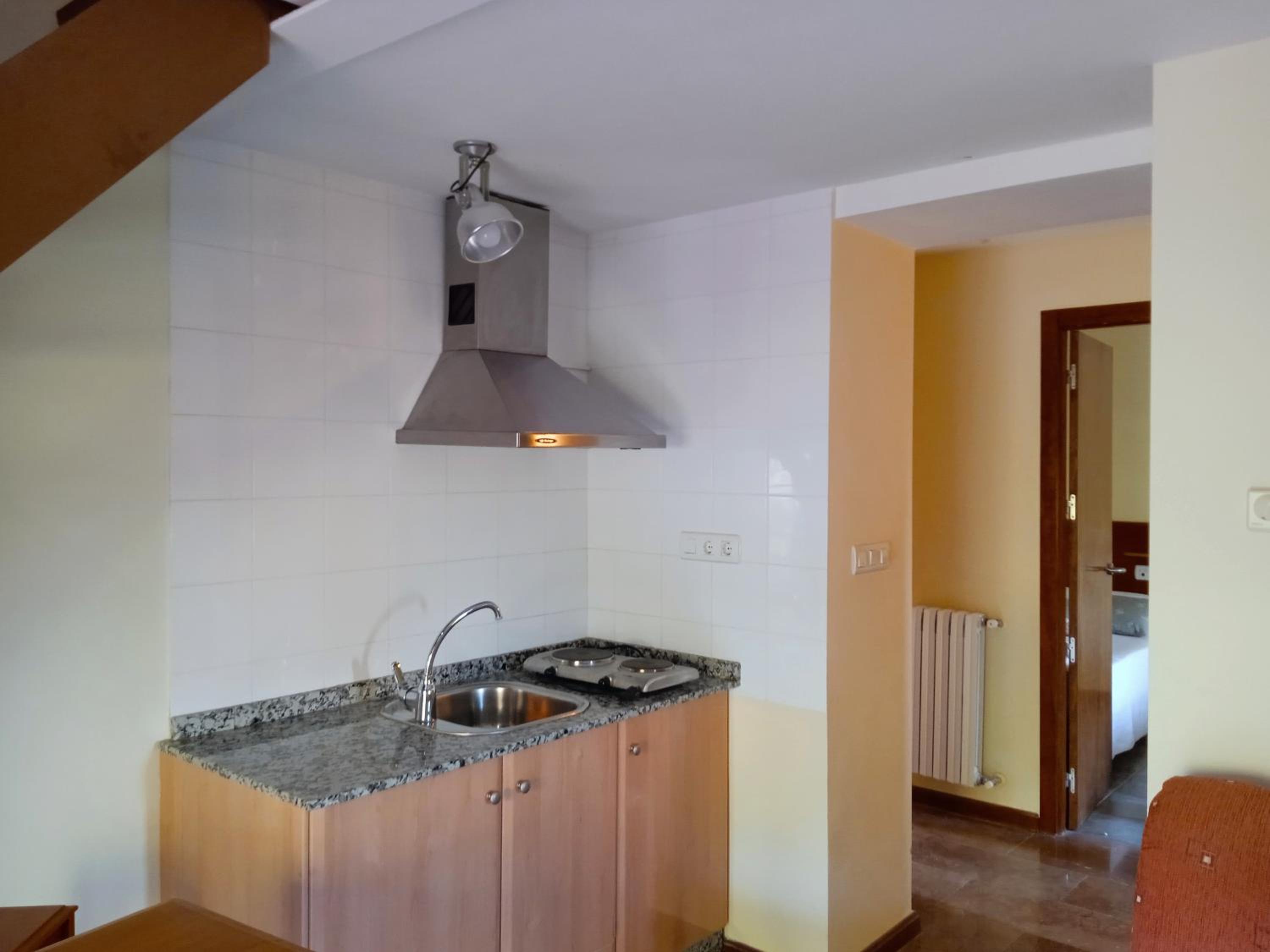 Apartment (5 Adults) - Photo 4