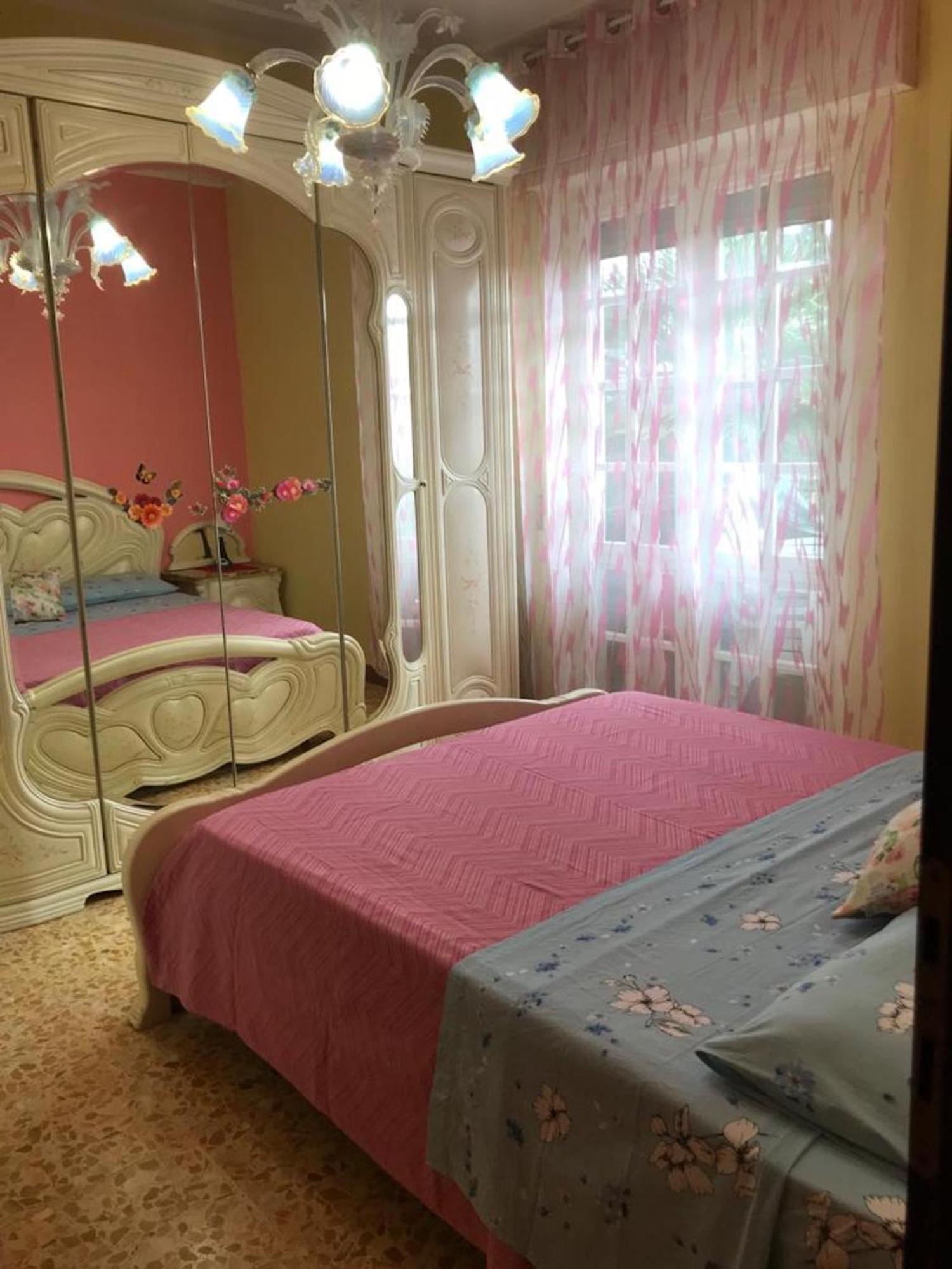 Two-Bedroom Apartment - Photo 4