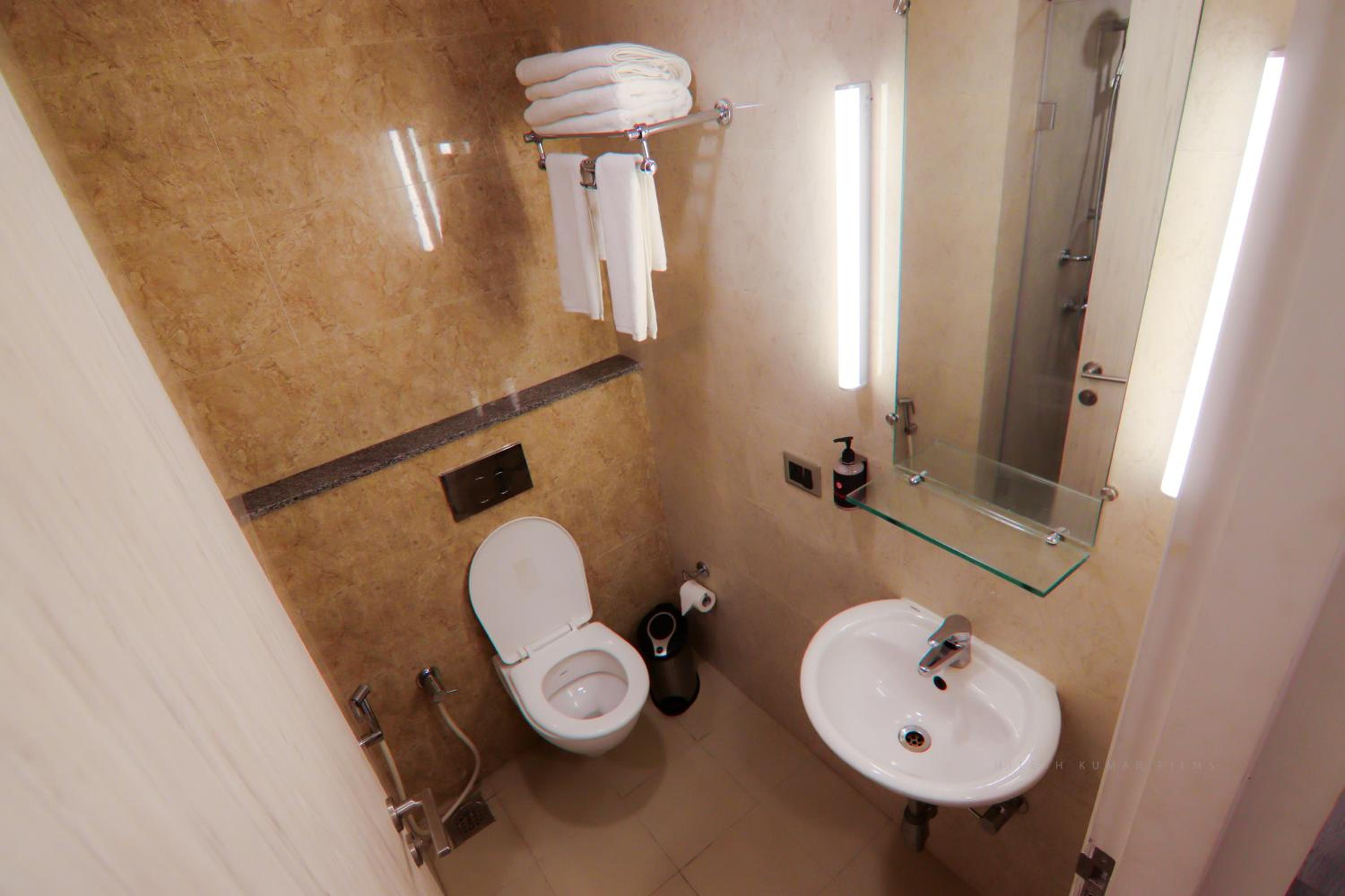 LUXE Twin Room  - Photo 8