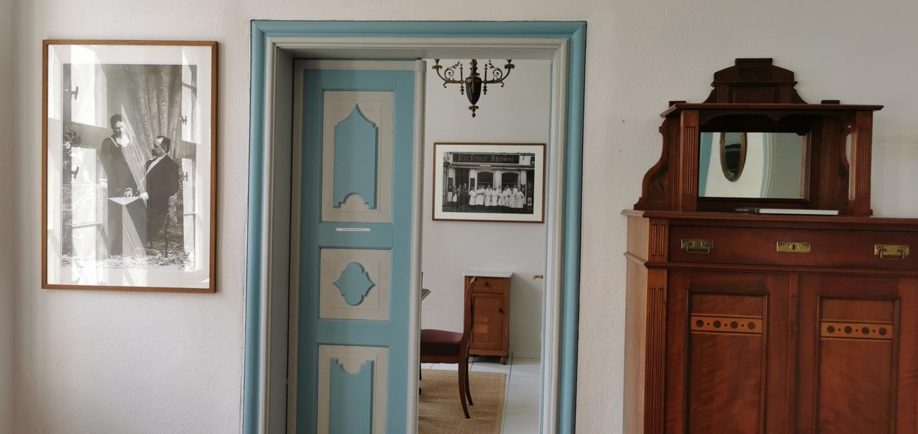 One-Bedroom Apartment - Photo 4