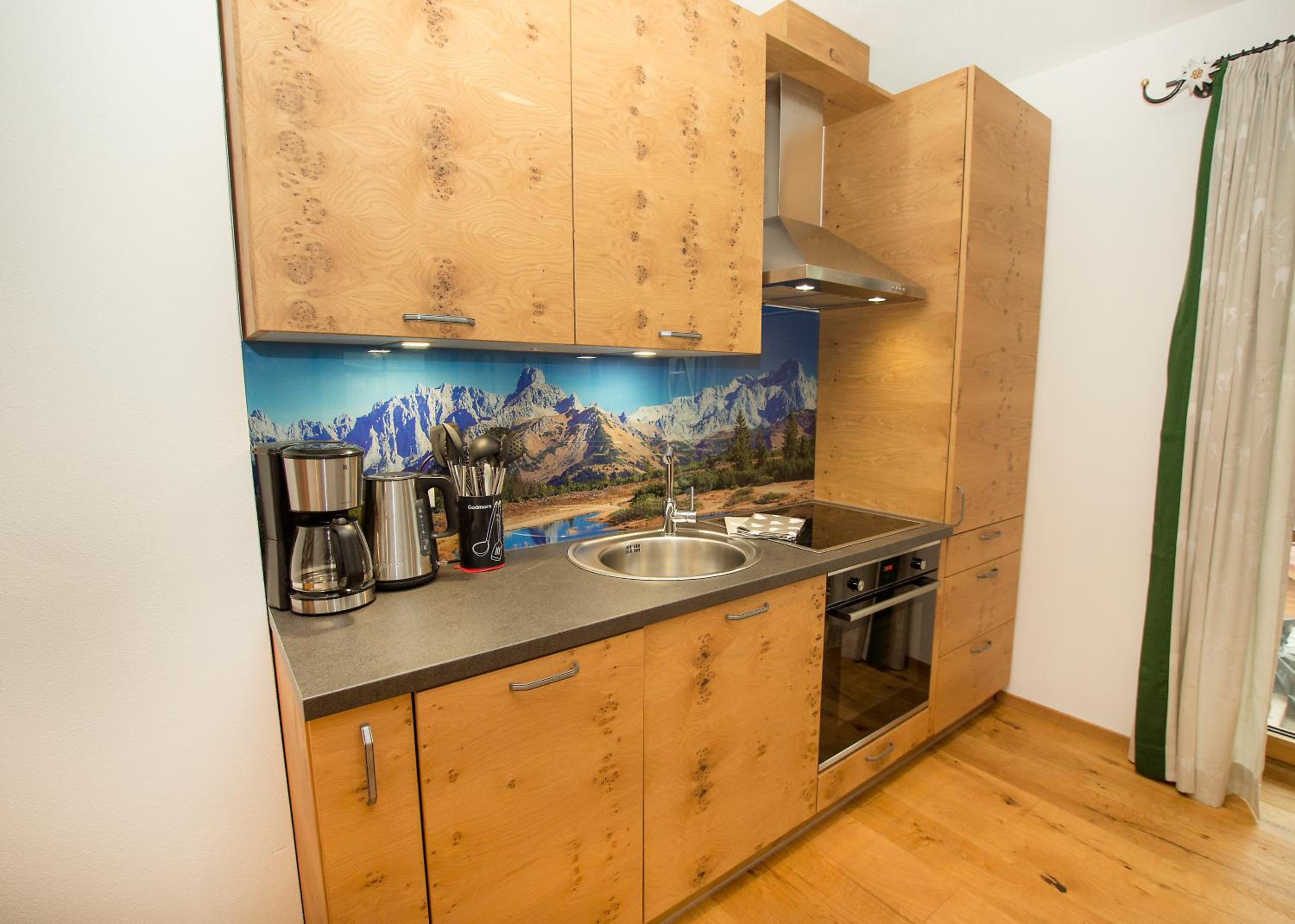 Apartment photo 3