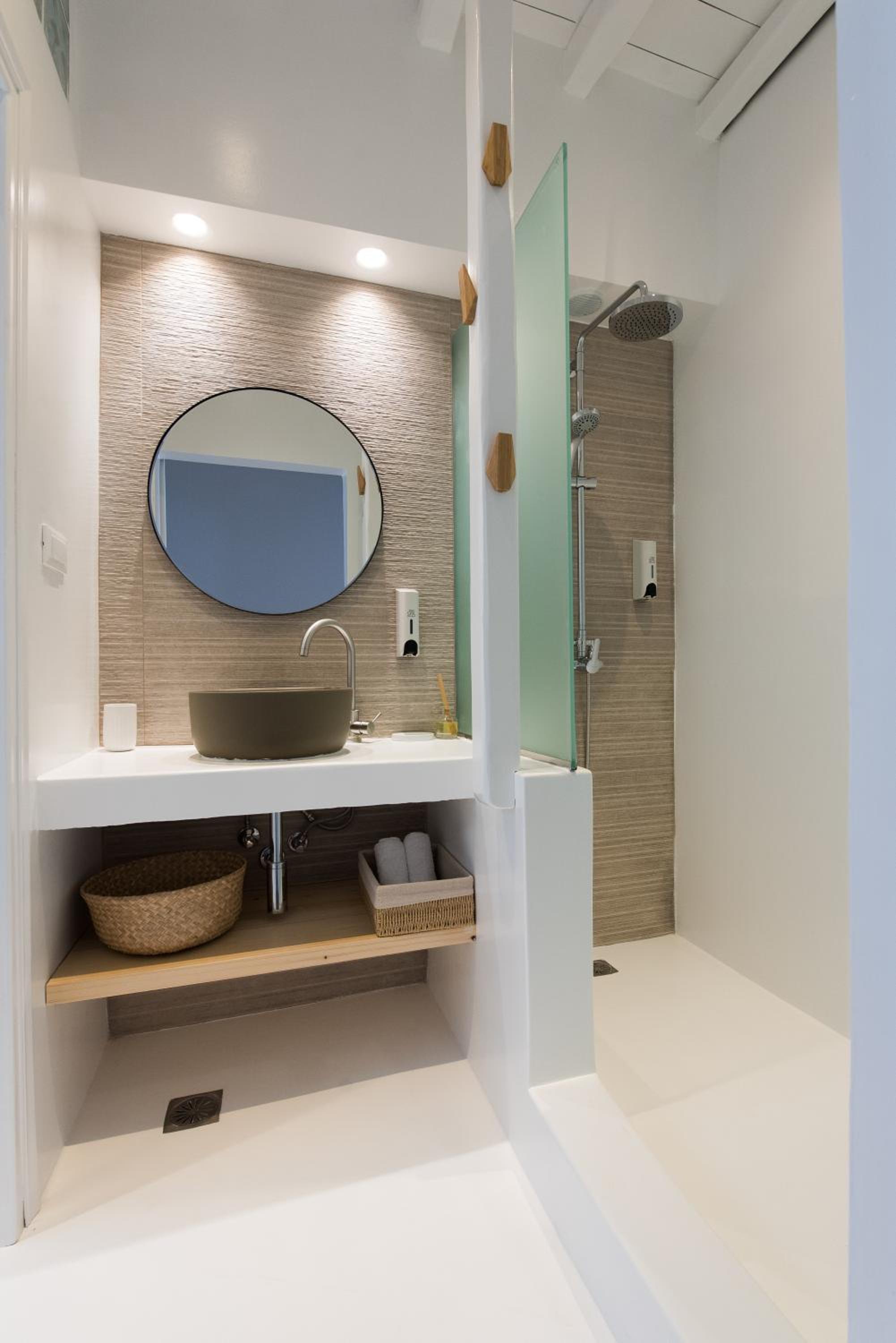 Two-Bedroom Townhouse - Photo 29