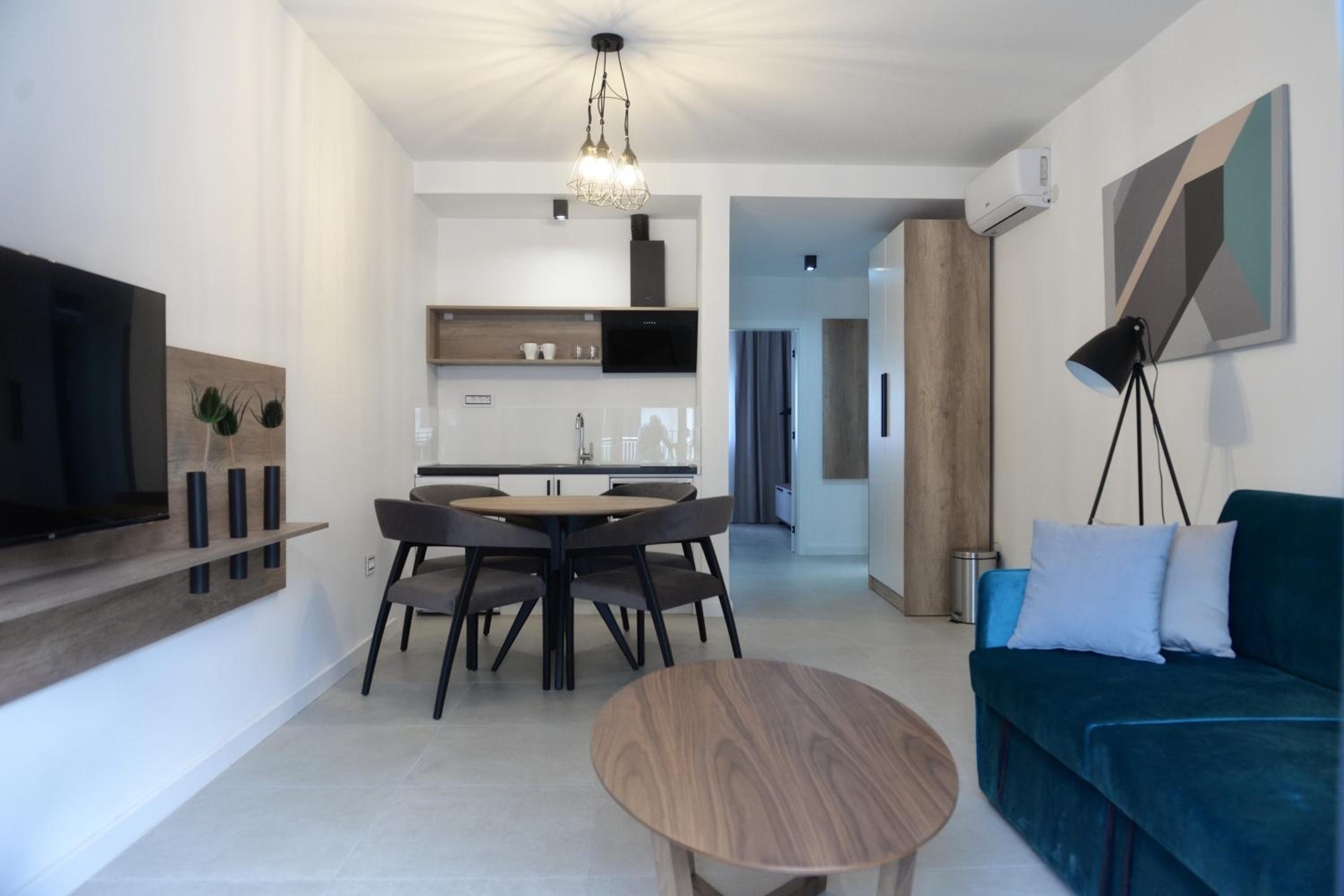 Superior Apartment