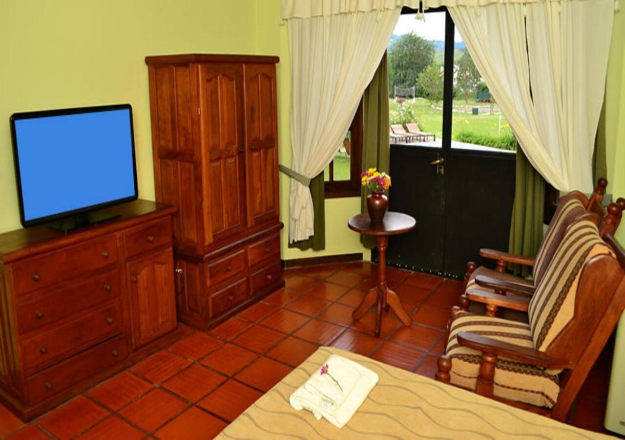 Deluxe Bungalow photo 1