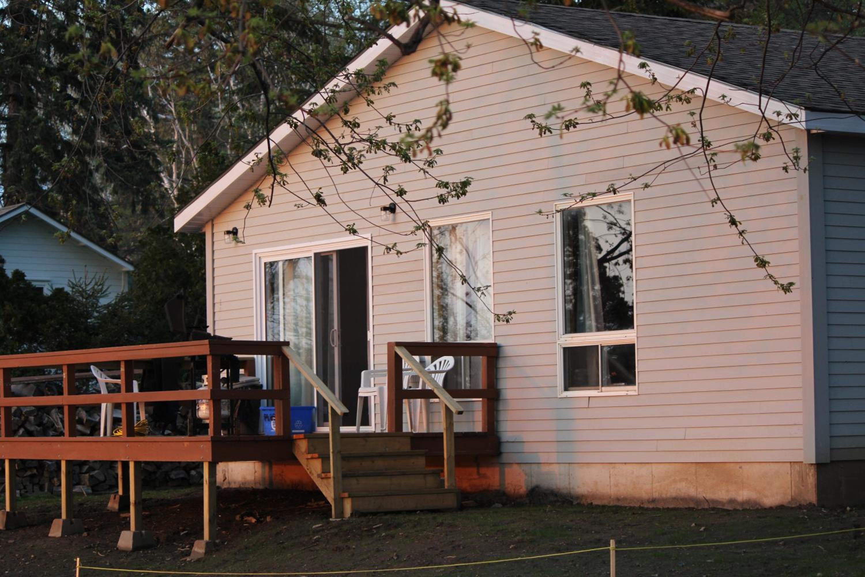 Three-Bedroom Chalet photo 2