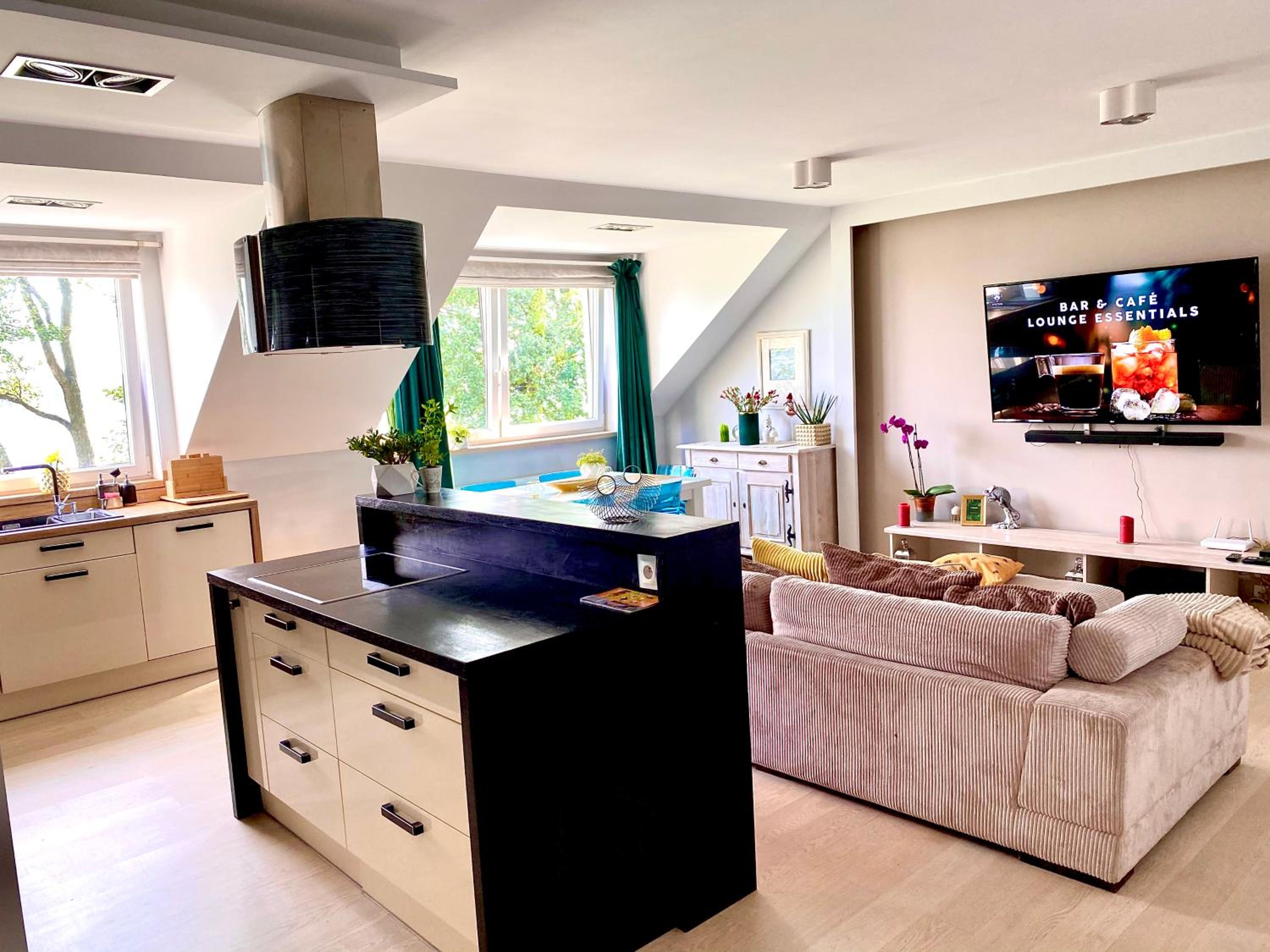 Three-Bedroom Apartment - Photo 33