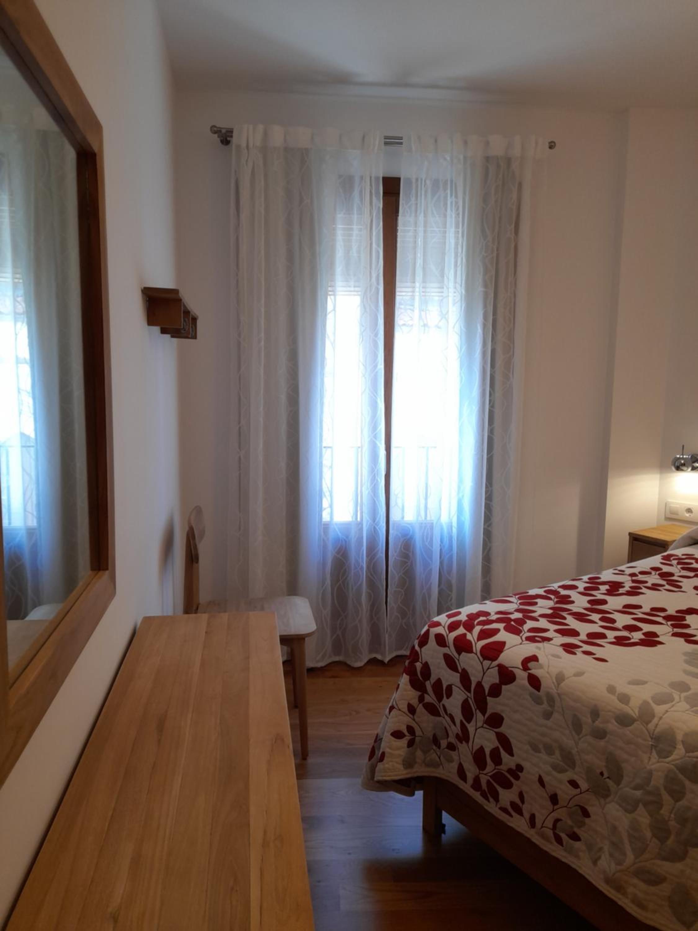 Apartment photo 2