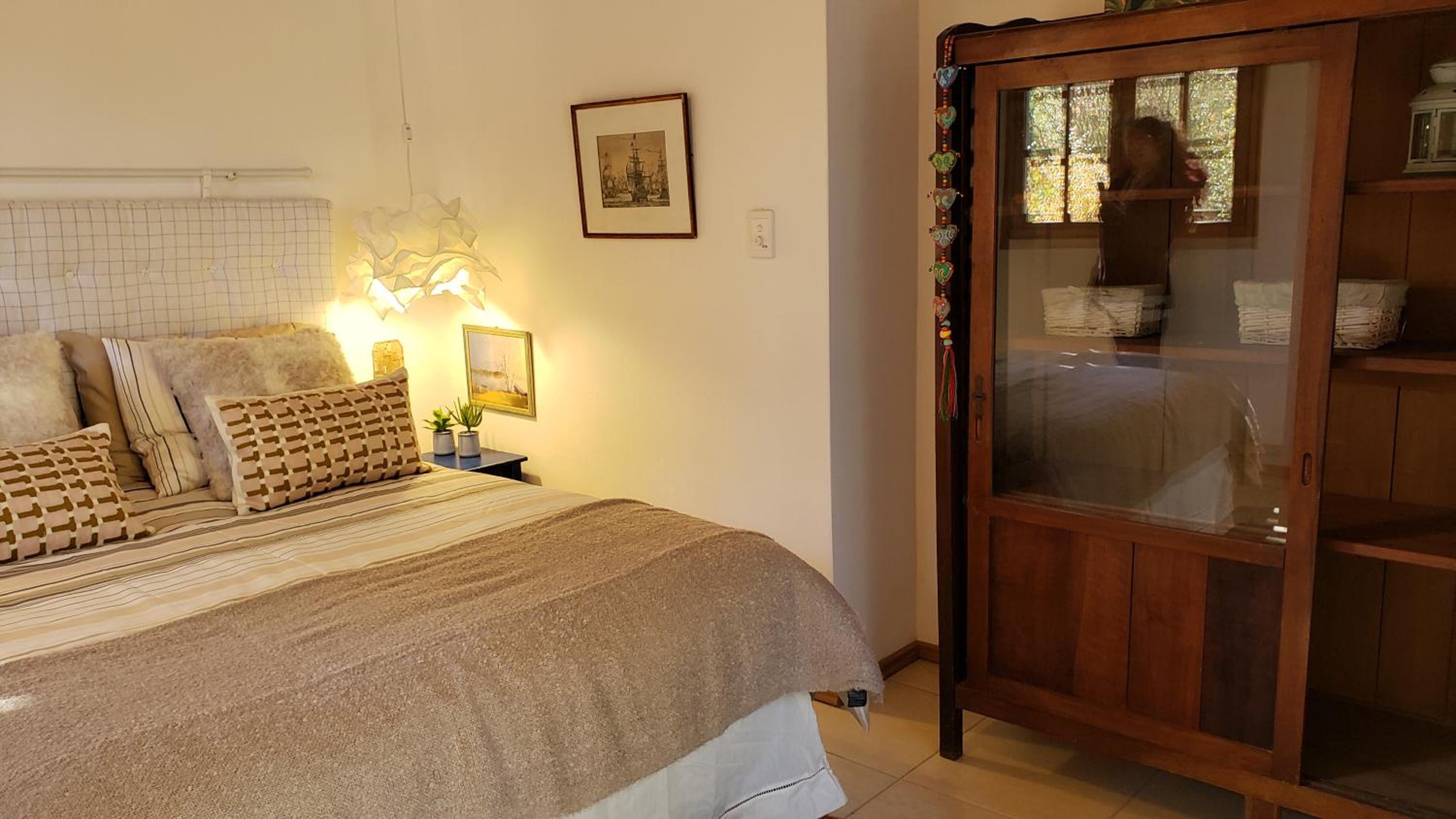 Junior Suite with Balcony - Photo 4