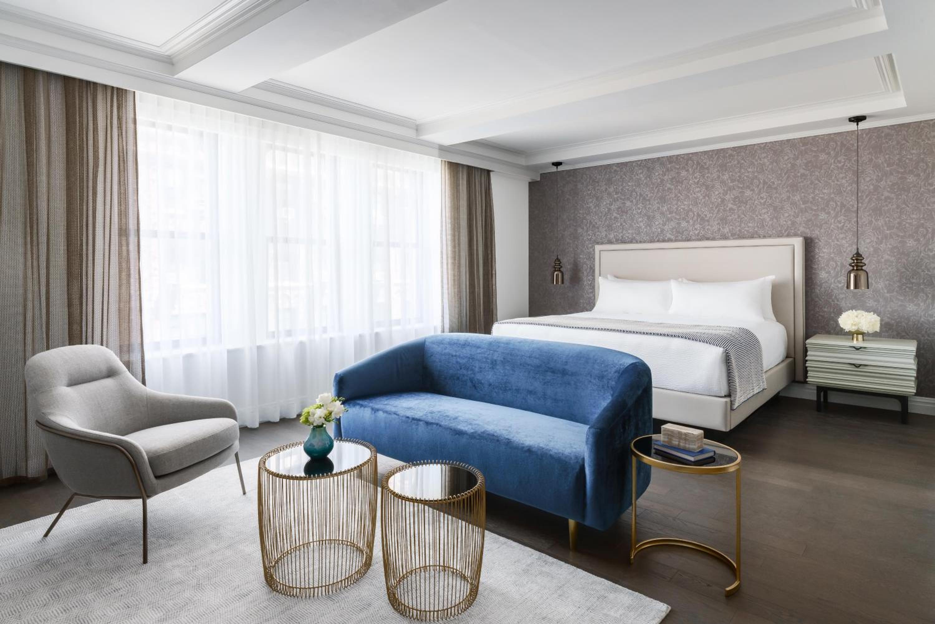 Junior King Suite photo 1