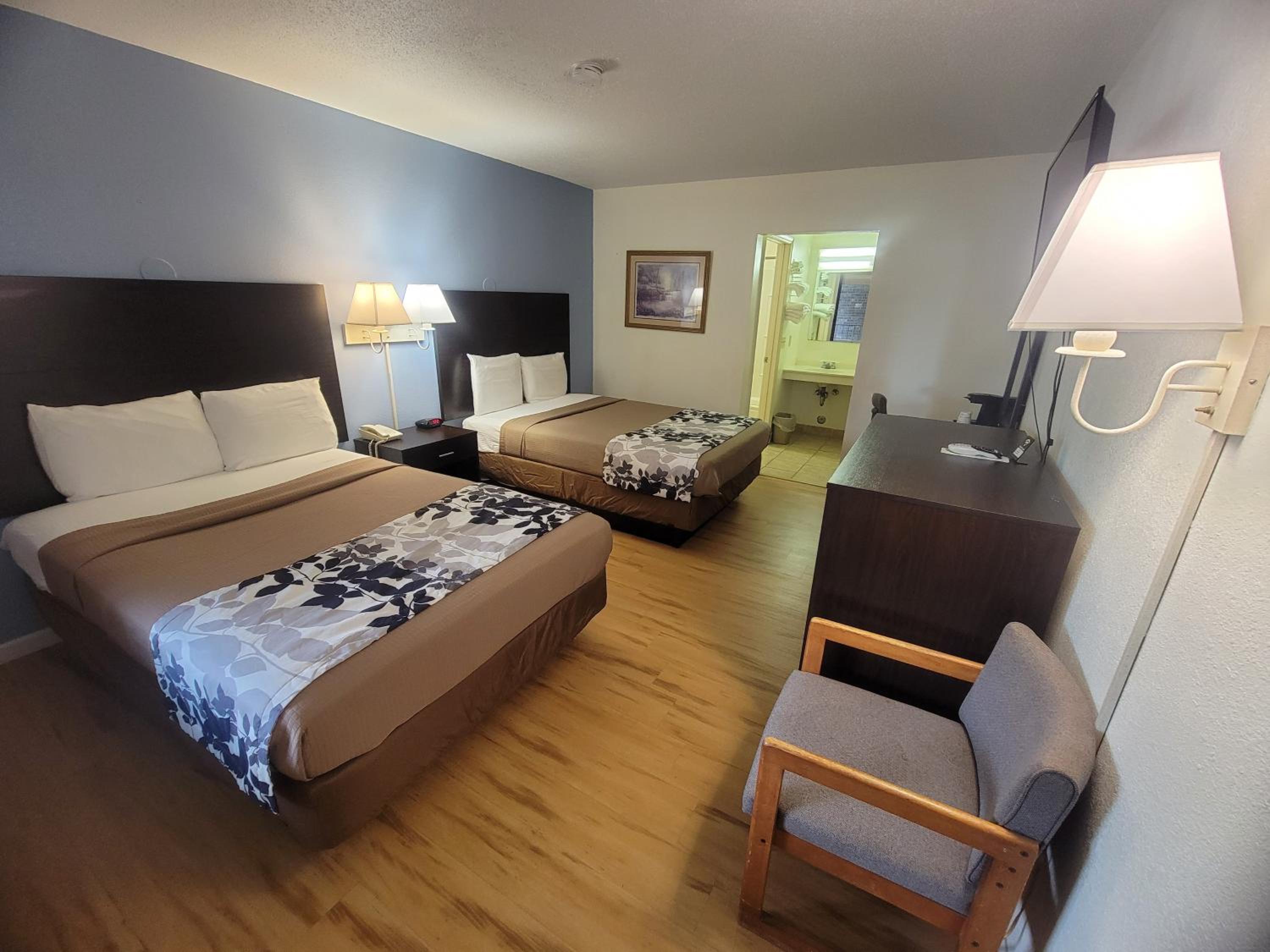 Double Room - Non-Smoking  photo 1