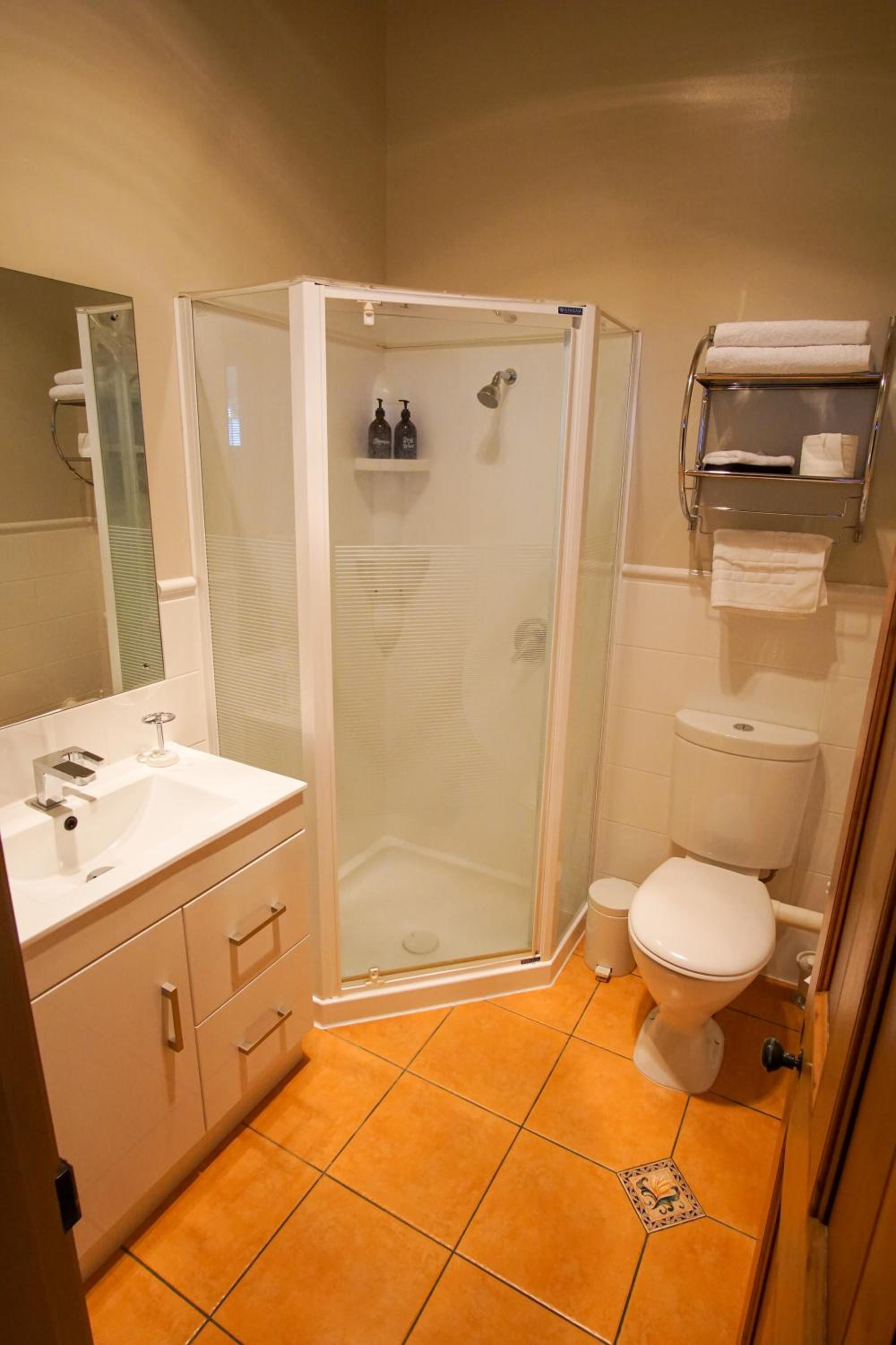 Deluxe Triple Room photo 2