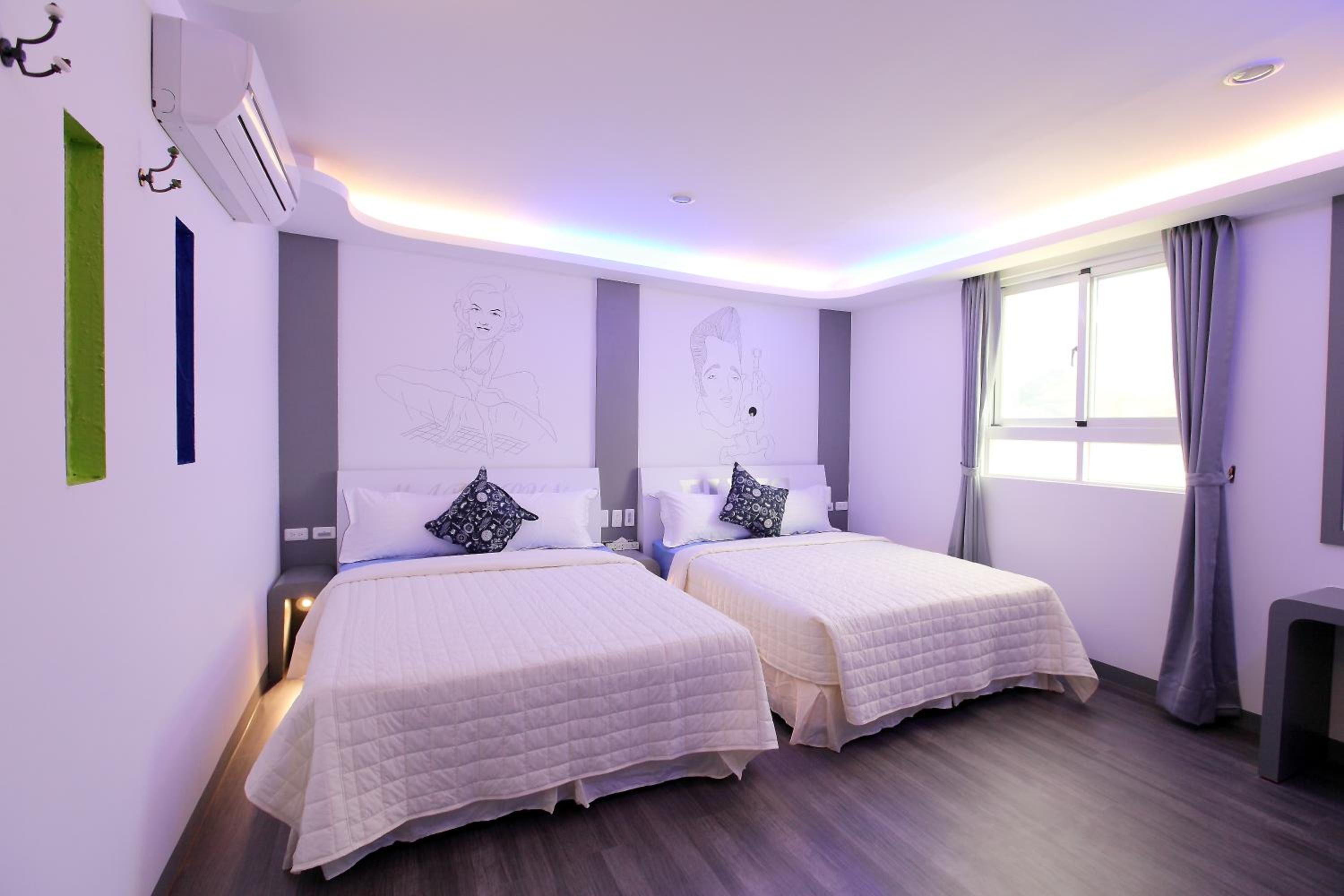 Quadruple Room with Bathroom