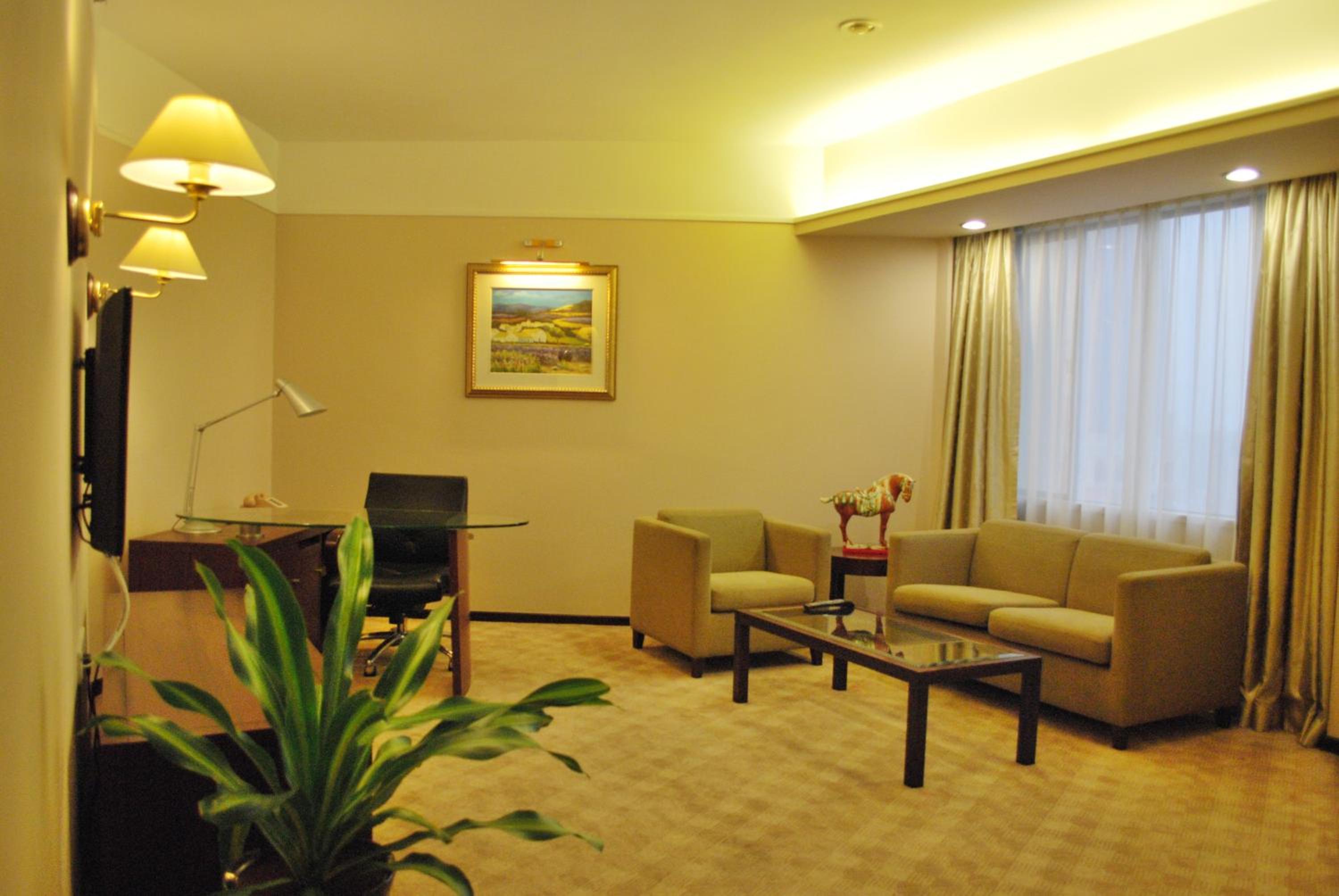 Superior Suite - Photo 1