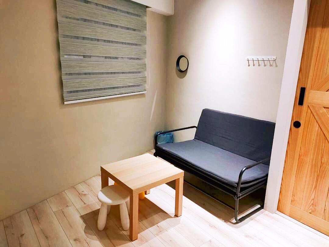 Double Room with Shared Bathroom photo 3