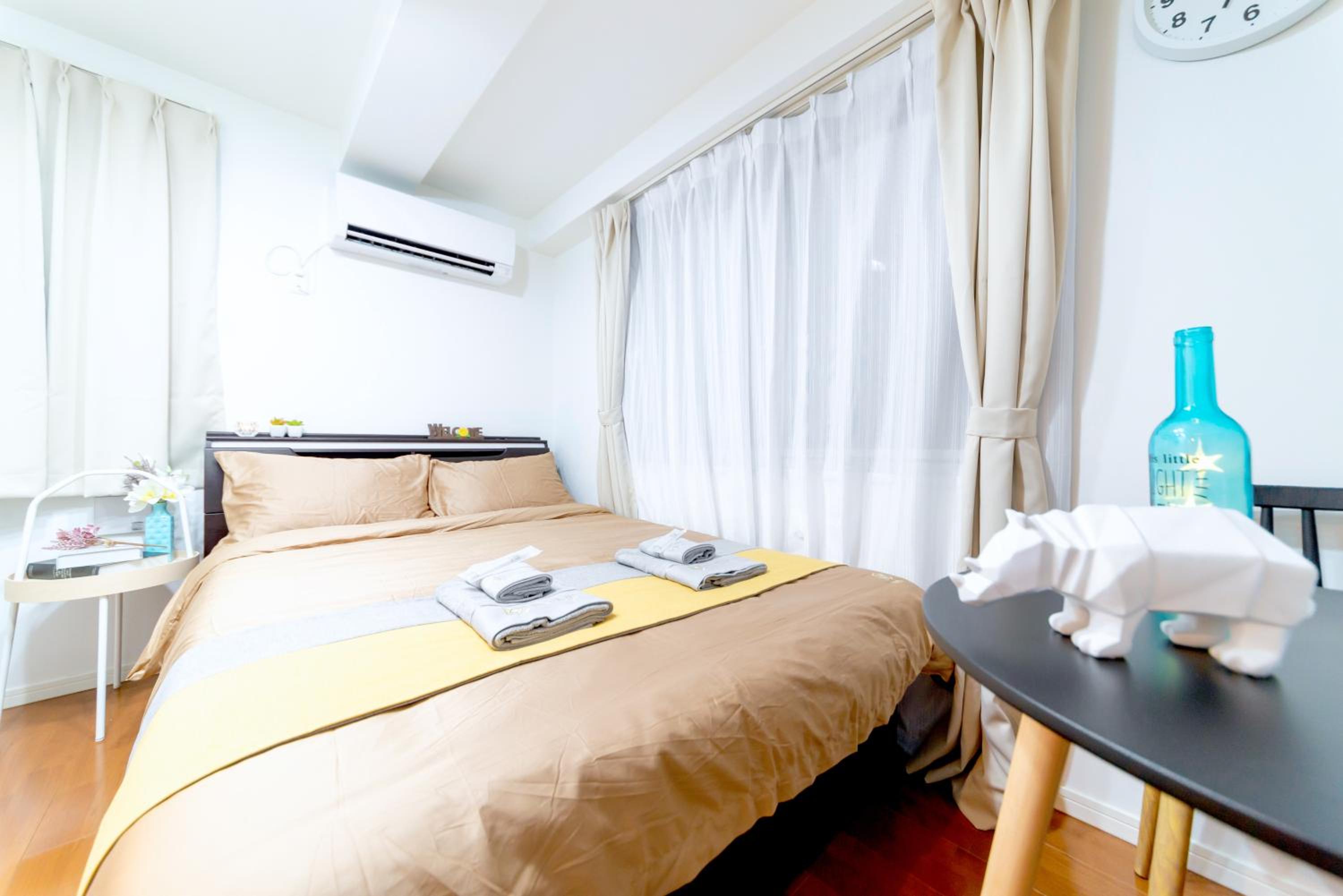 One-Bedroom Apartment photo 3