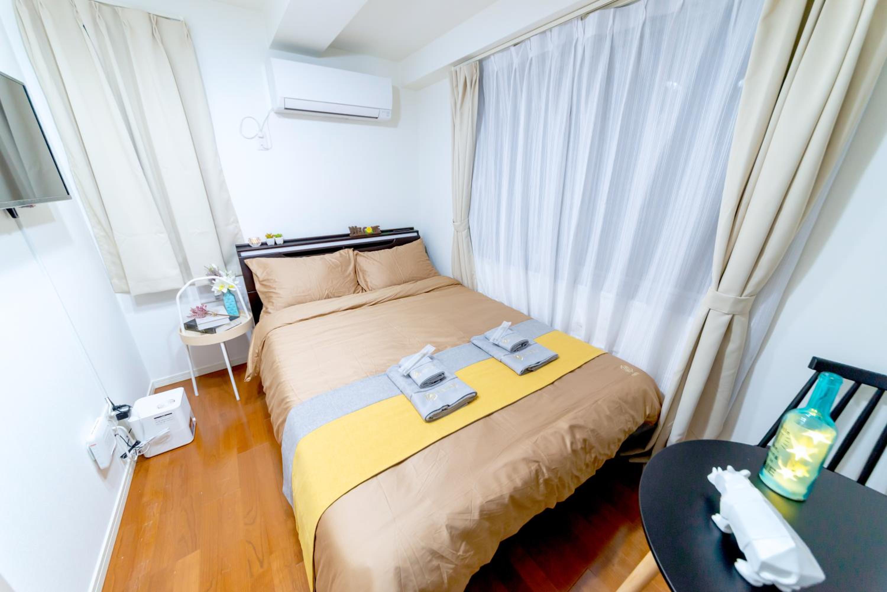 One-Bedroom Apartment photo 2