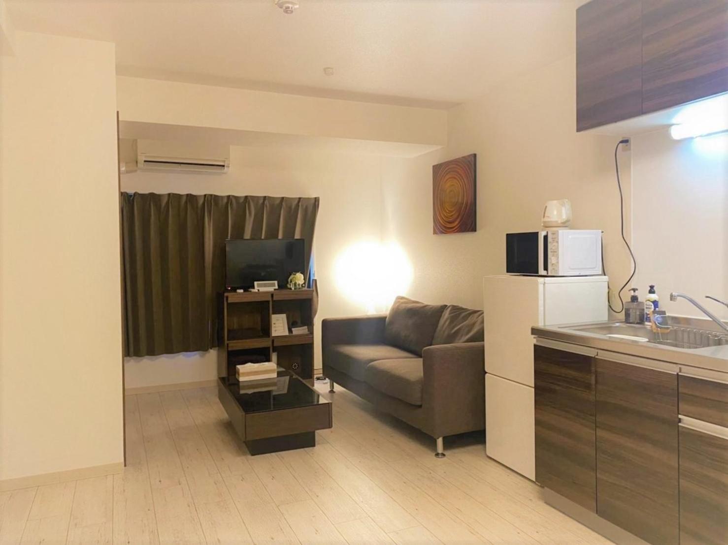 One-Bedroom Apartment 301