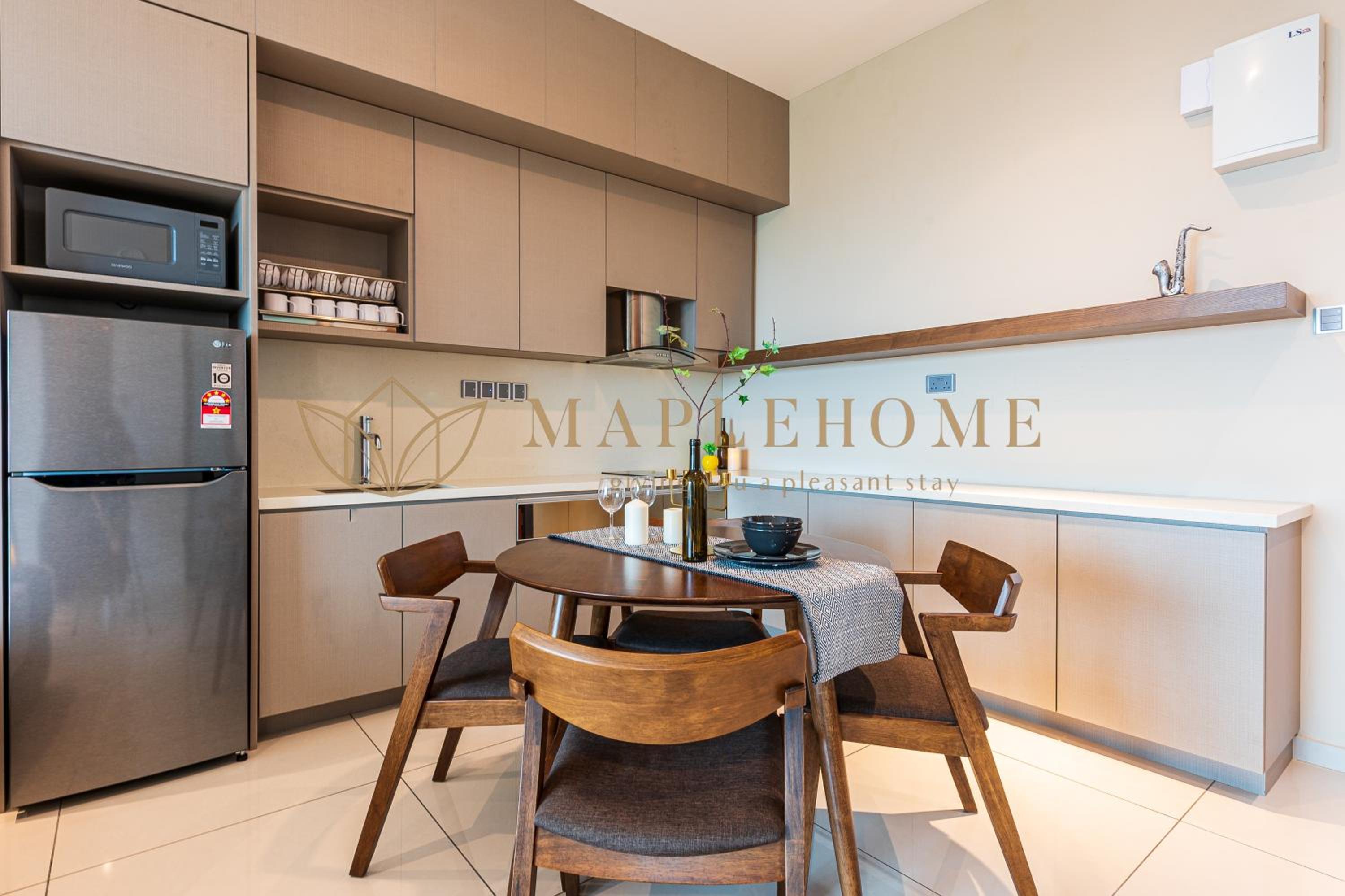 Premier King Suite - Photo 4