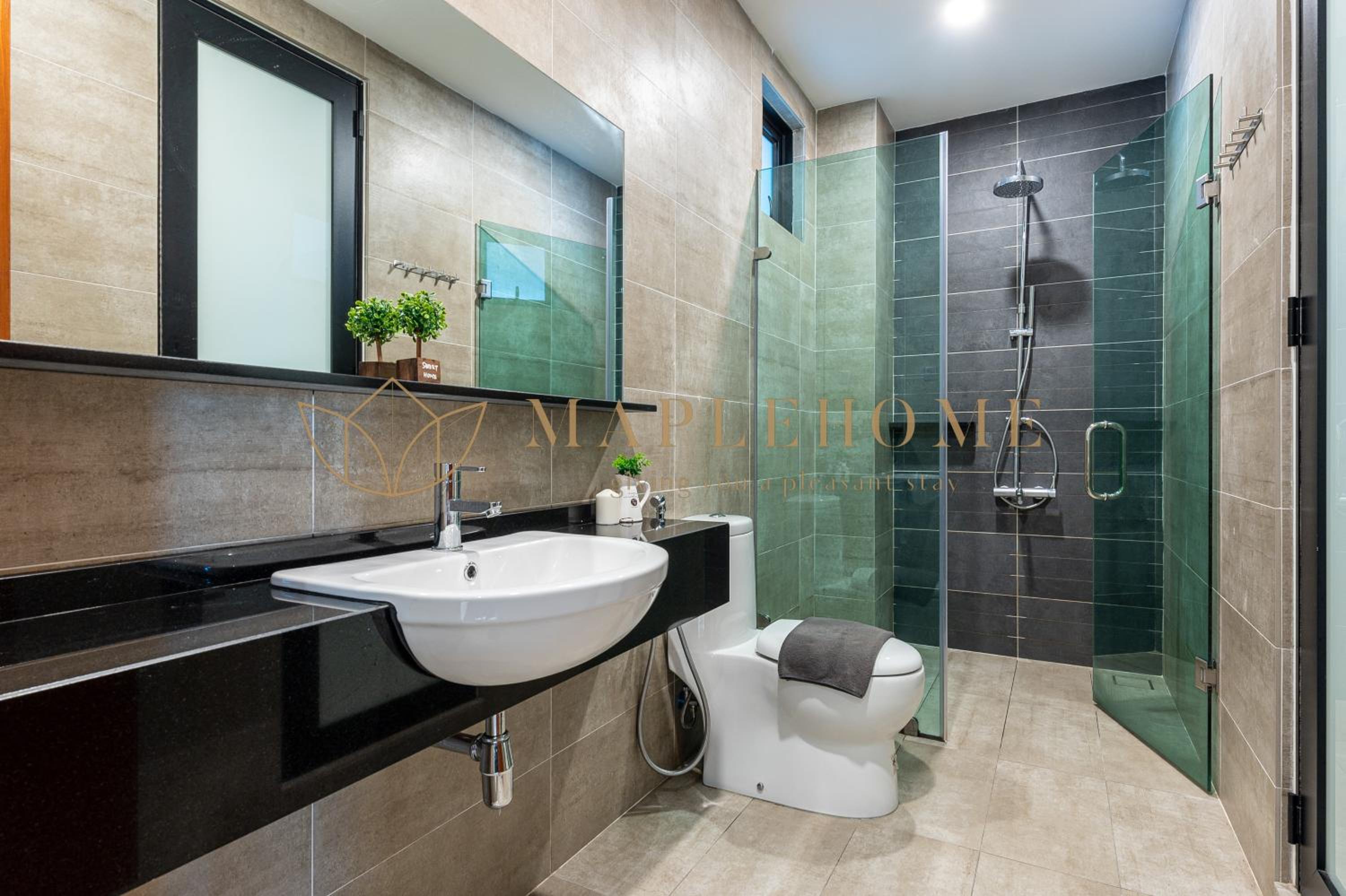 Premier King Suite - Photo 5