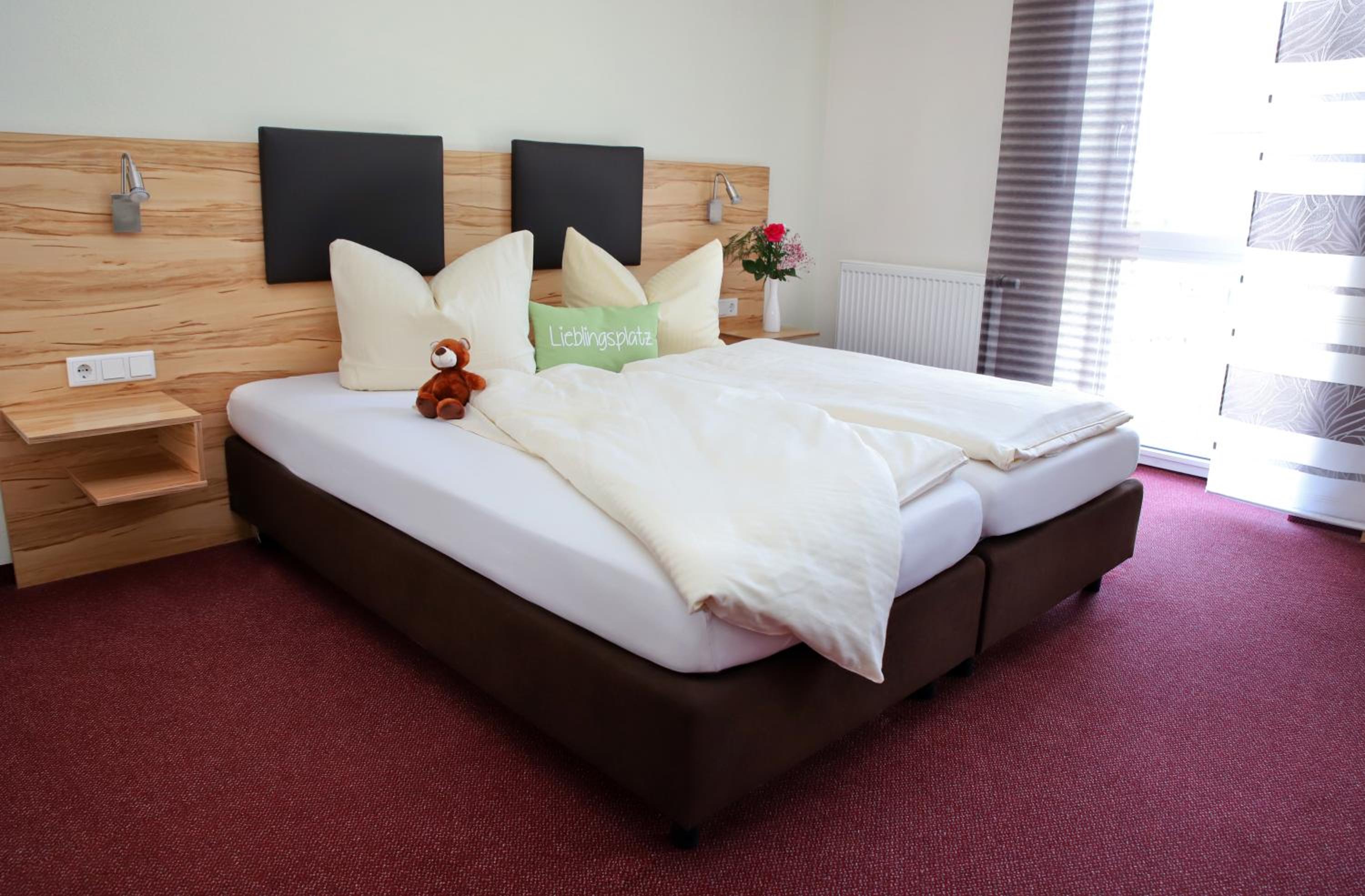 Deluxe Double or Twin Room - Photo 5