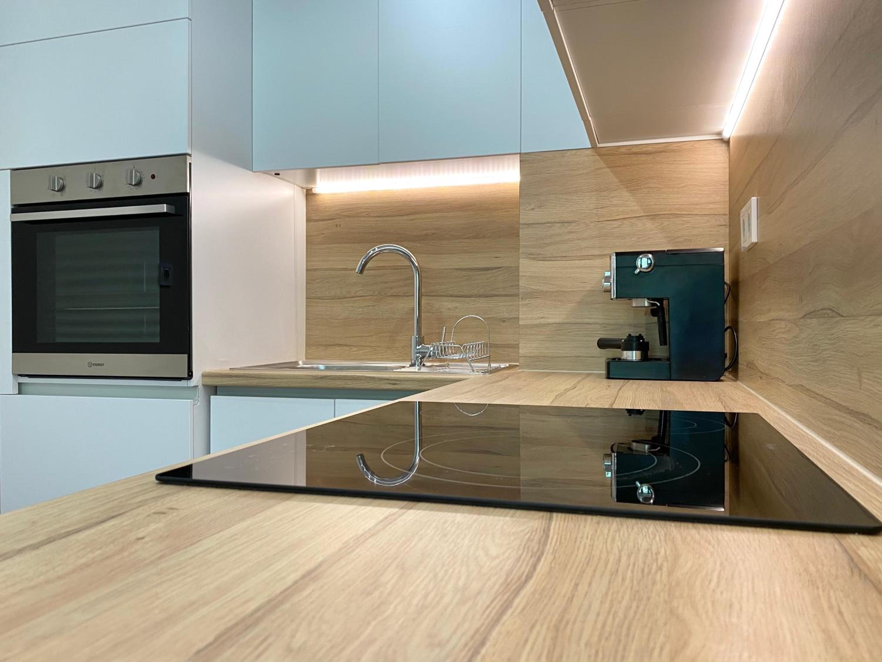 One-Bedroom Apartment - Photo 15