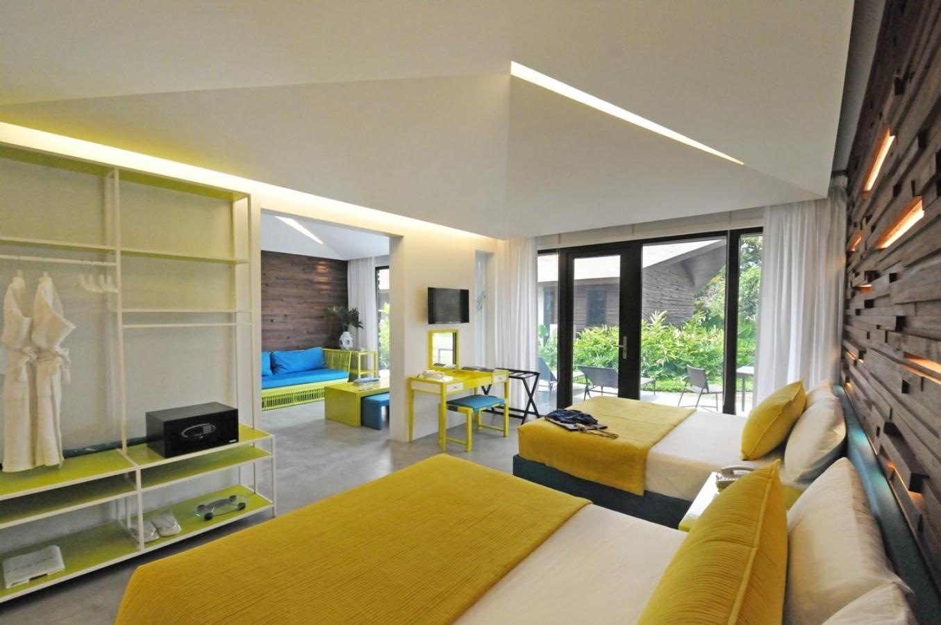 One-Bedroom Suite photo 2