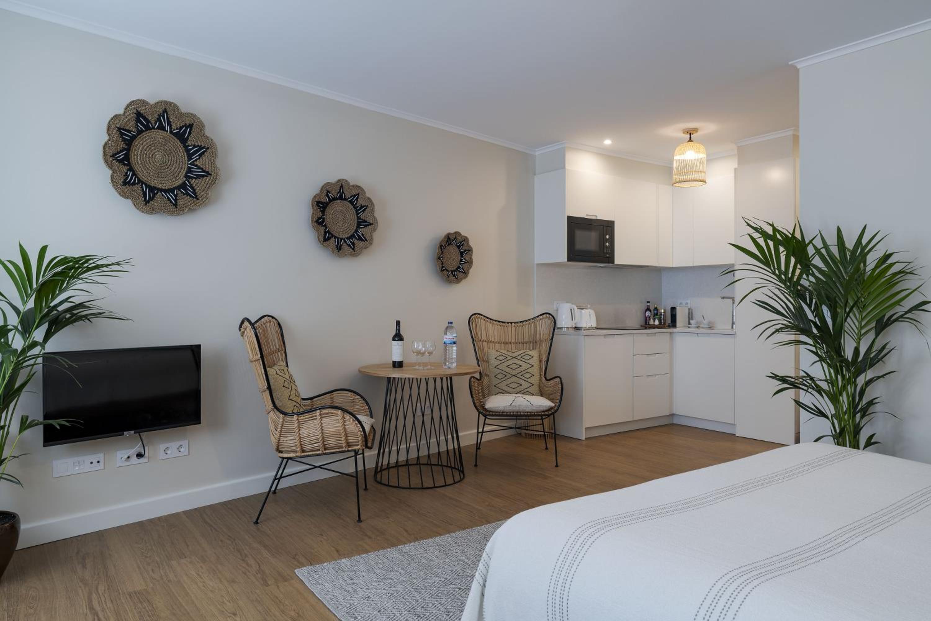 Studio Apartment