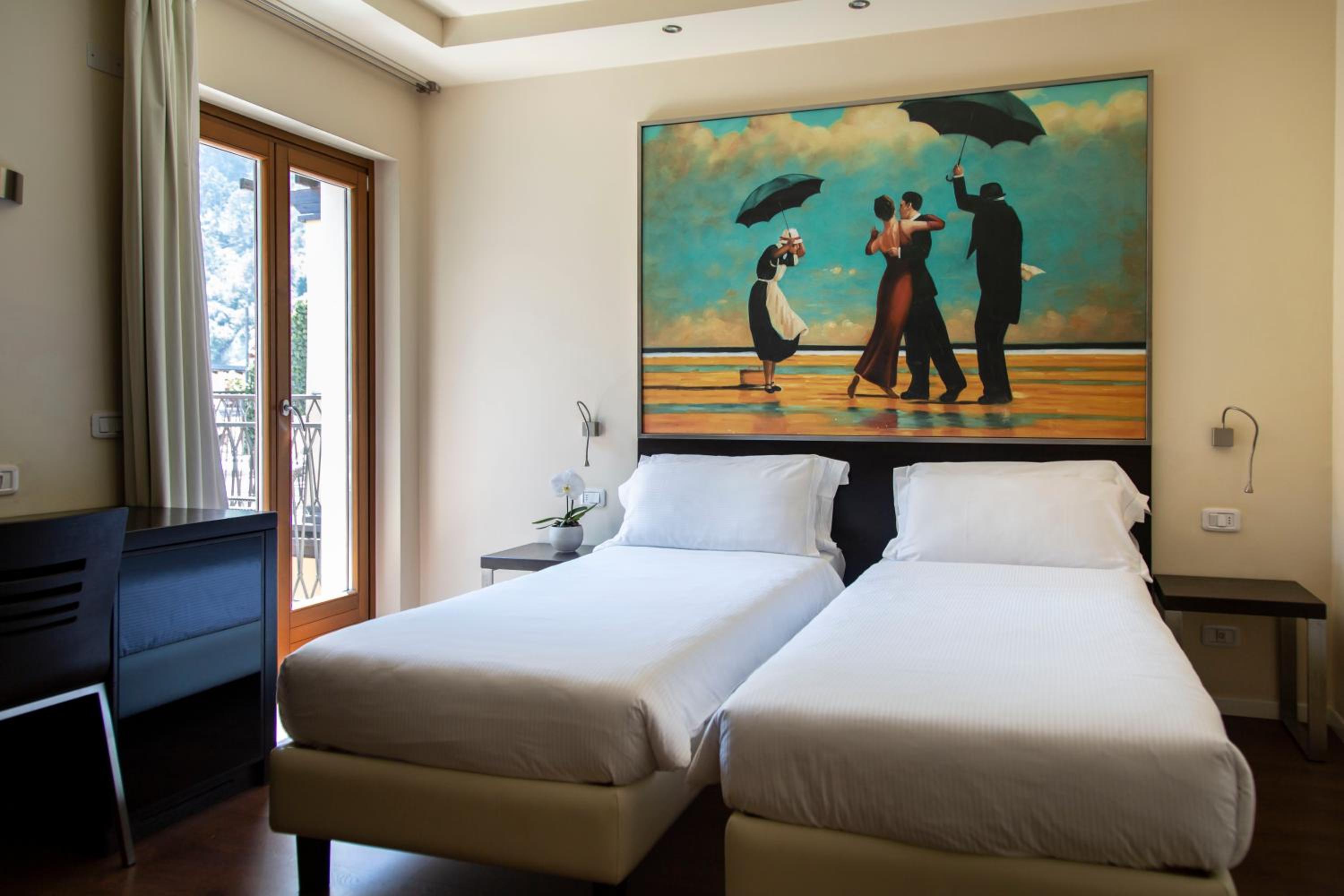 Standard Double or Twin Room with Balcony photo 2