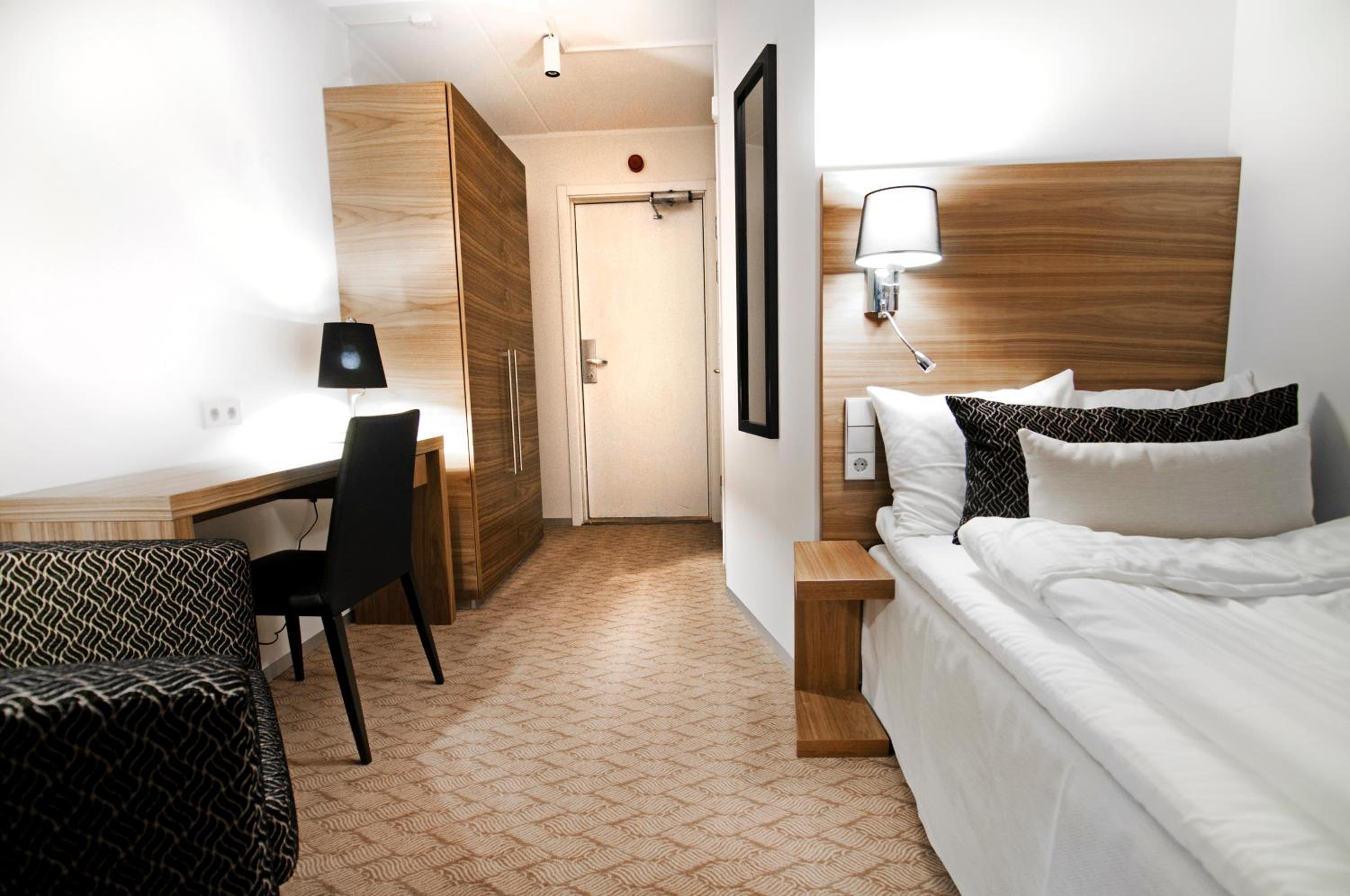 Single Room photo 2