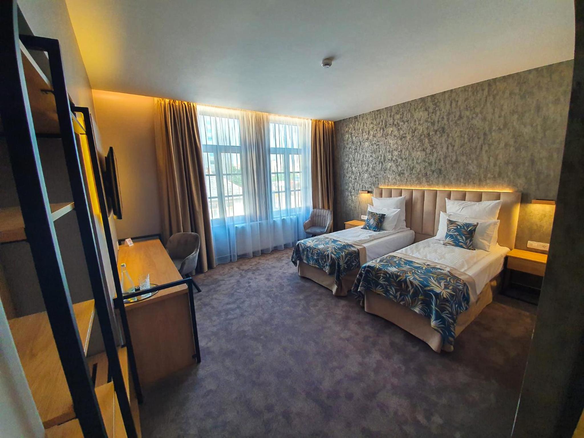 Deluxe Double Room - Photo 3