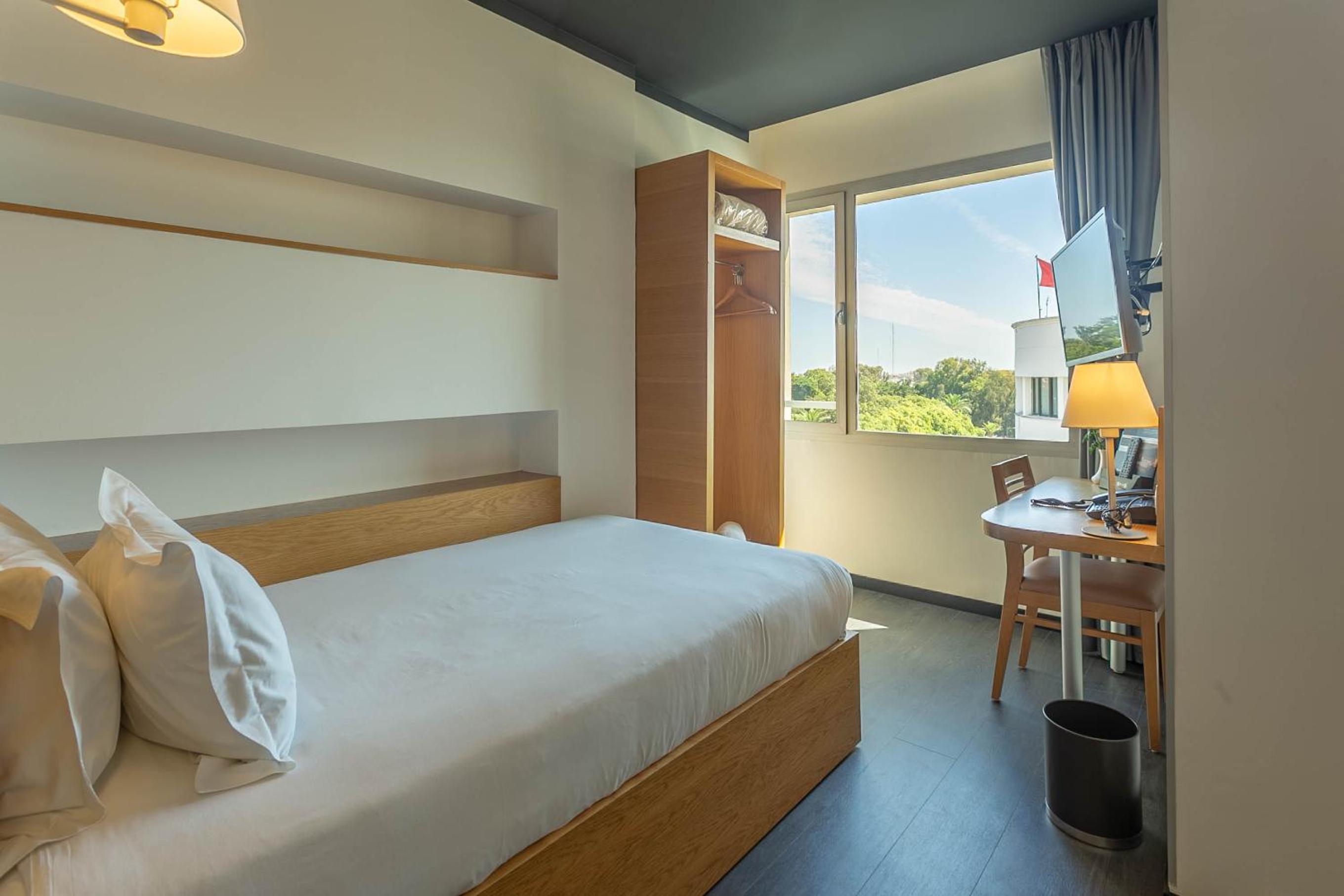 Standard Double Room photo 3