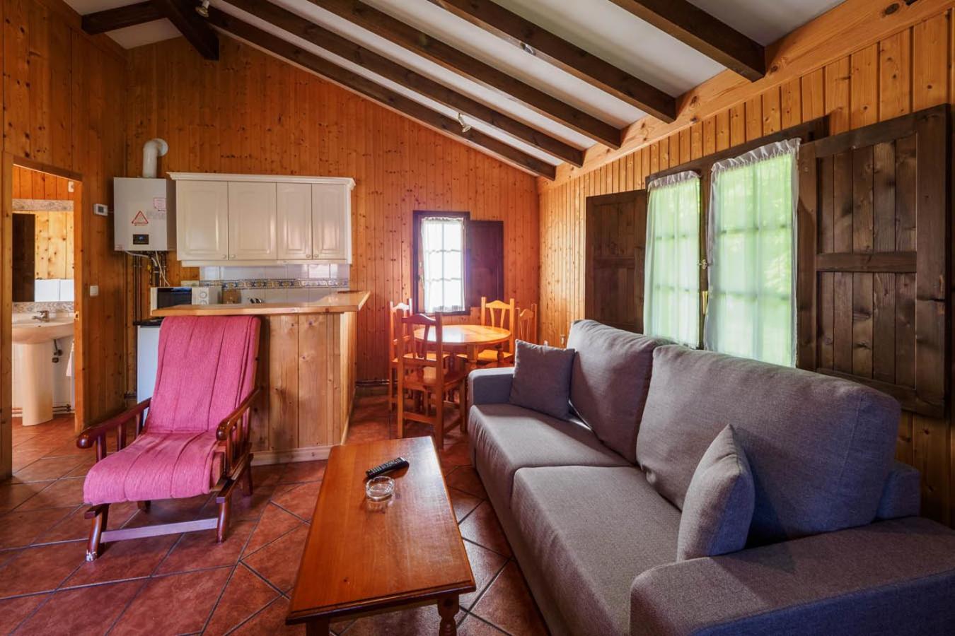 One-Bedroom Cottage - Double or Twin Beds - Photo 1