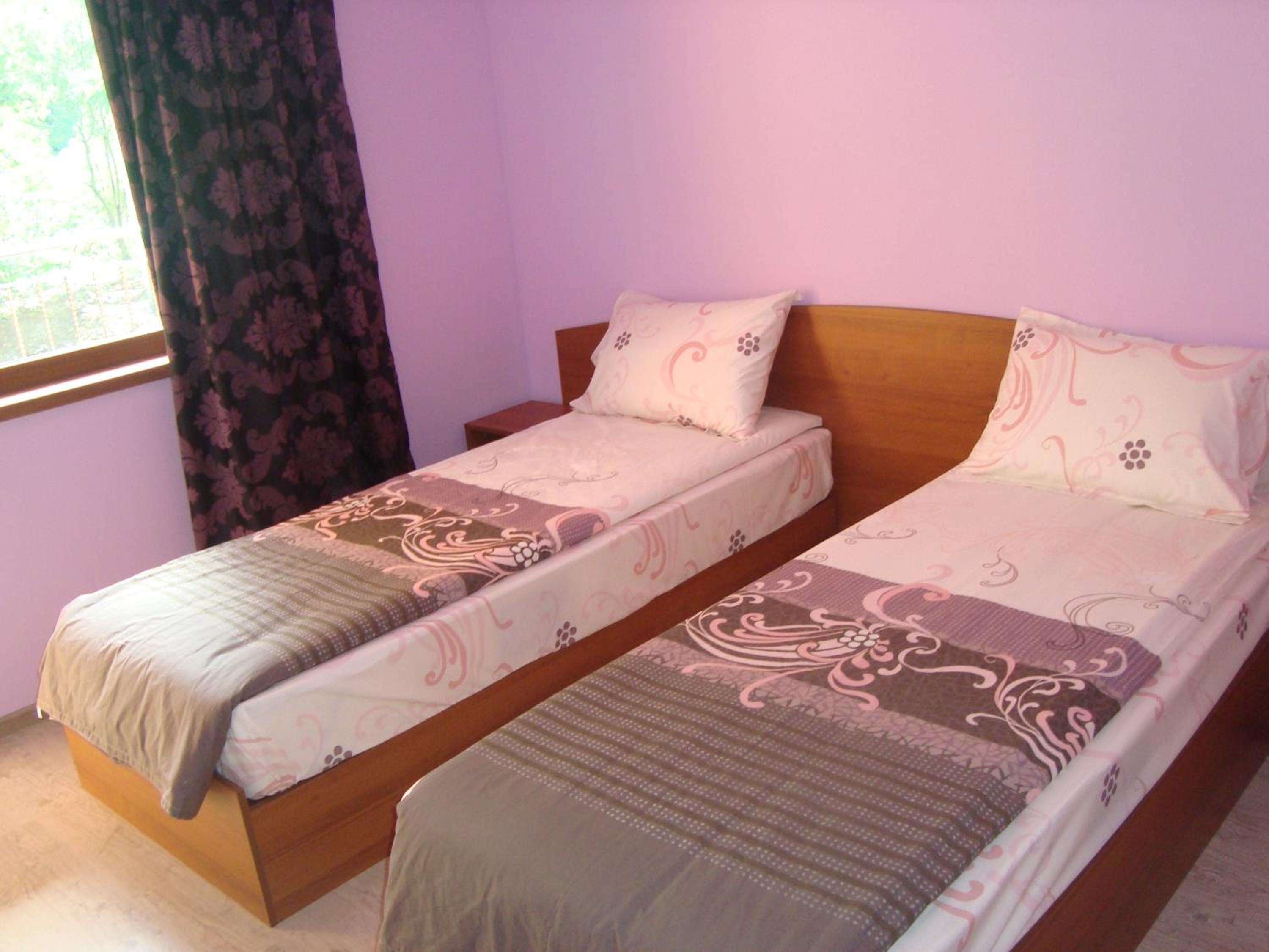 Double or Twin Room with Garden View photo 2