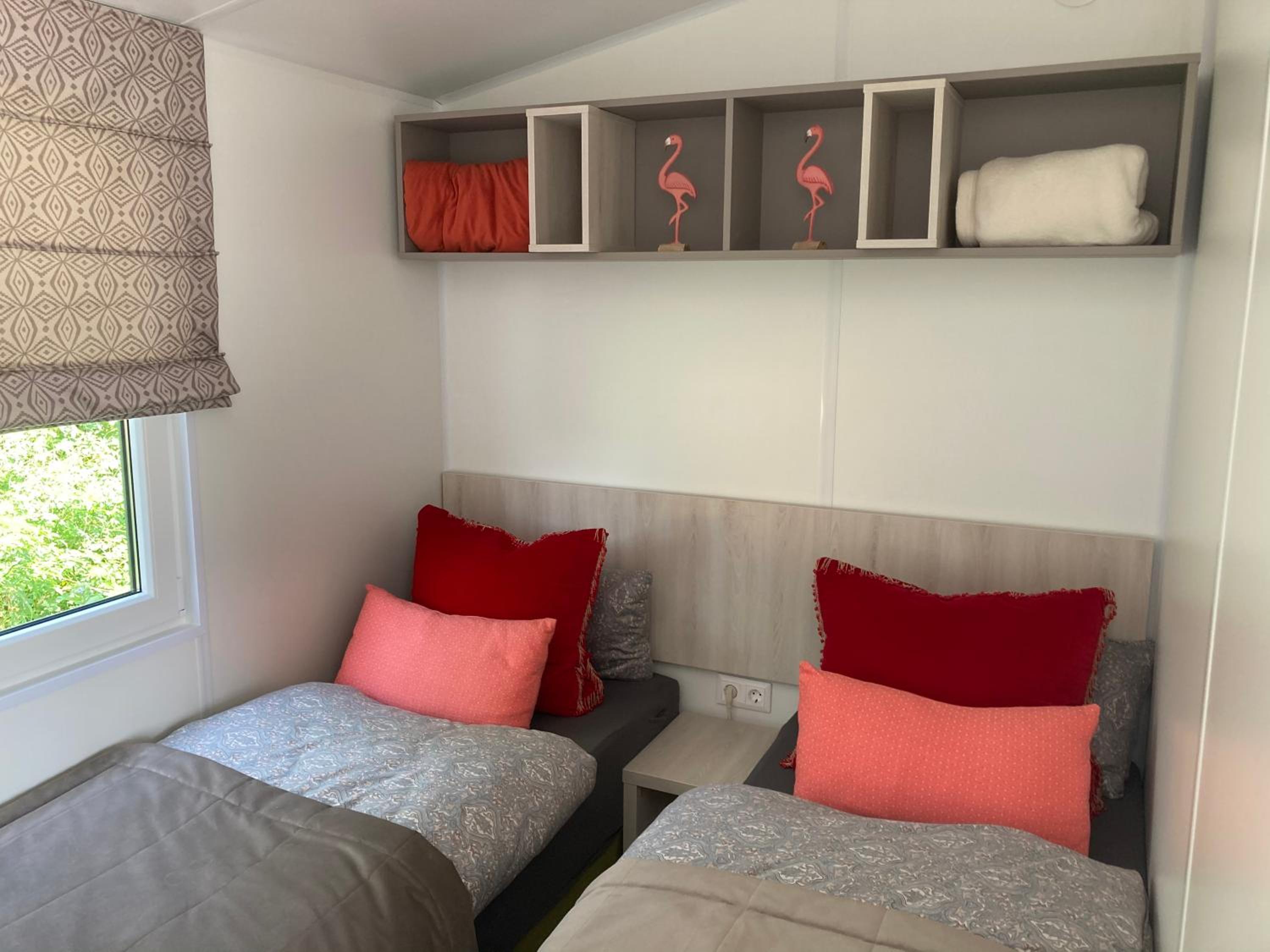 One-Bedroom Apartment - Photo 1