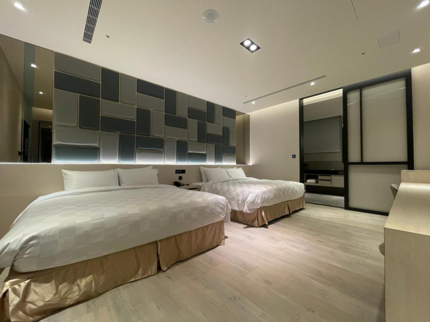 Standard Quadruple Room - Photo 2