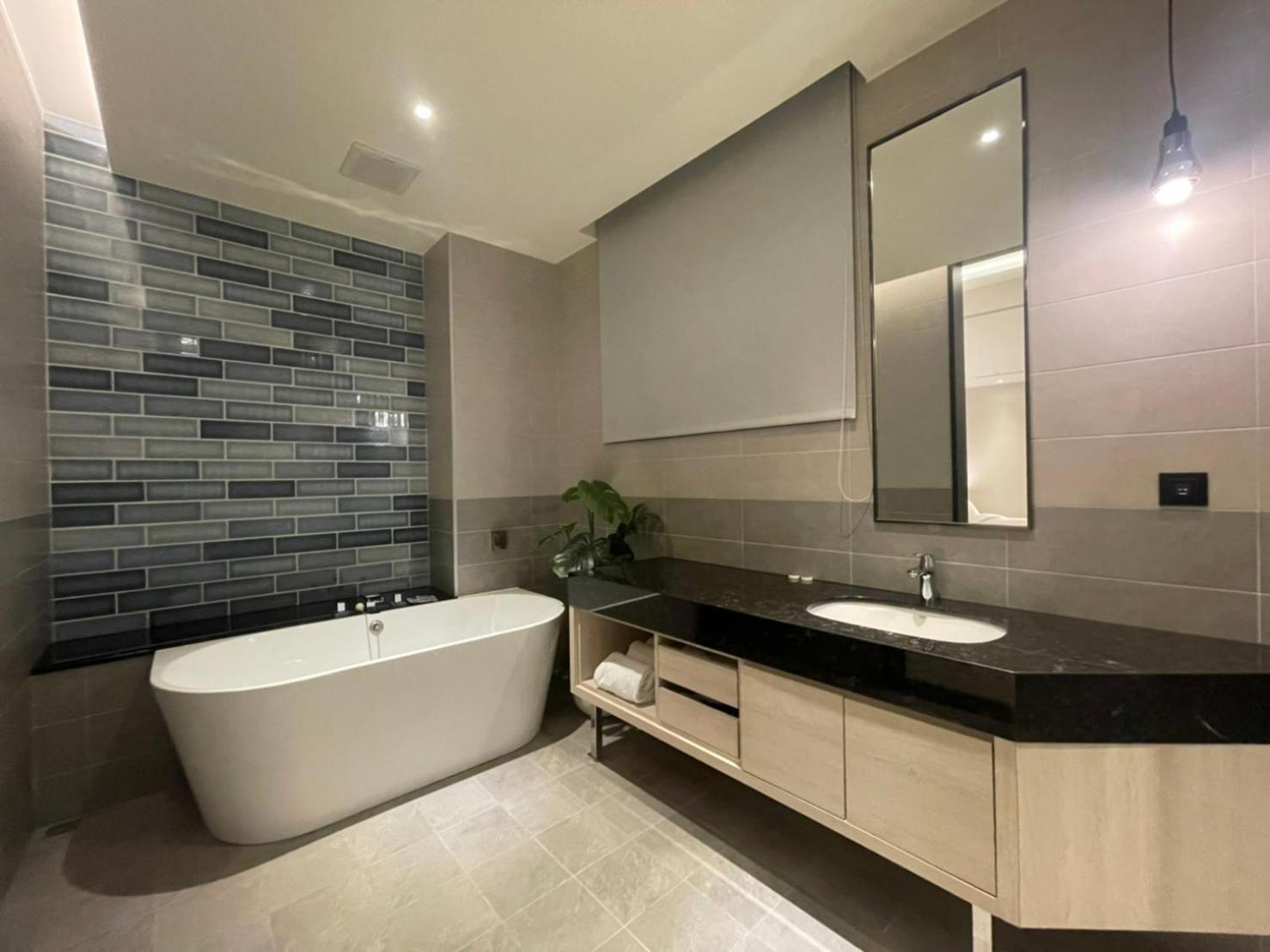 Standard Quadruple Room - Photo 17