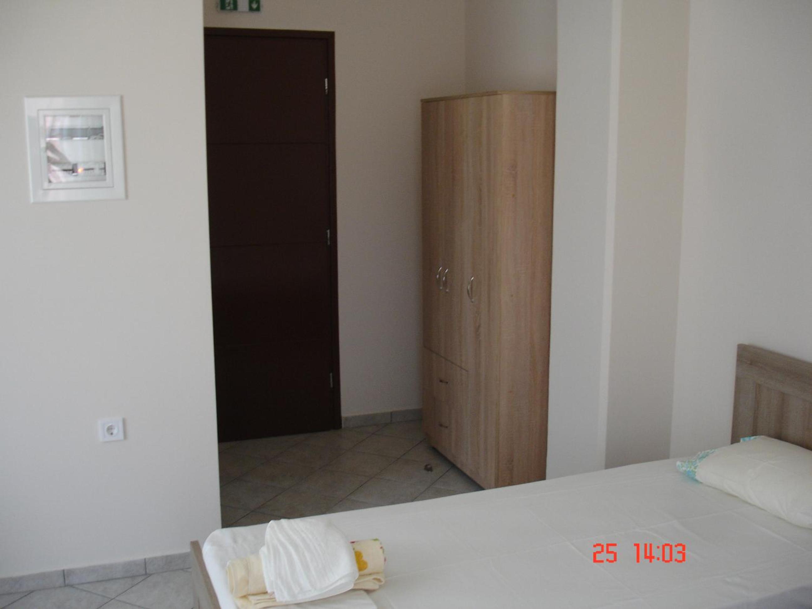 Double or Twin Room - Photo 1