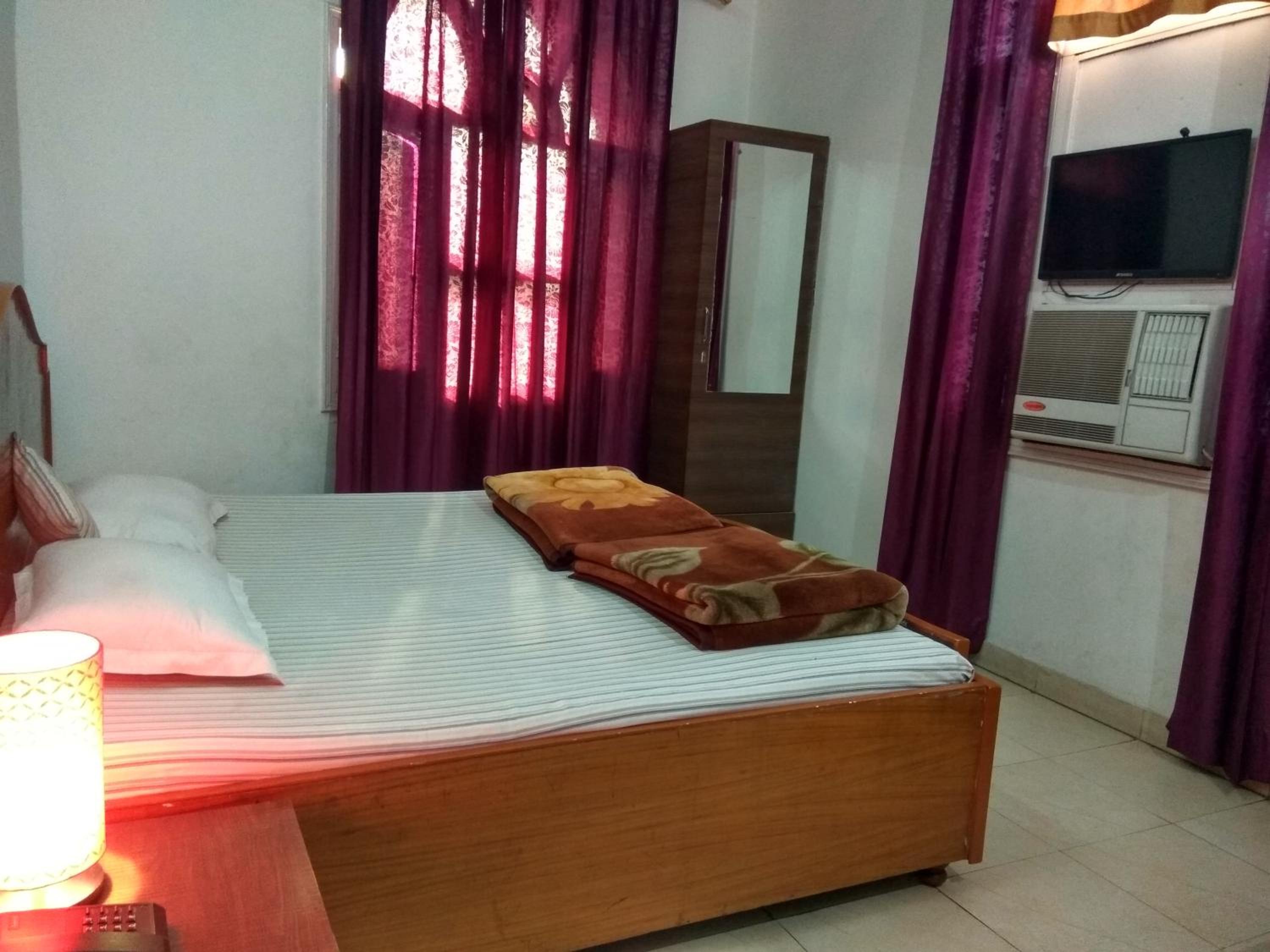 Standard Double Room photo 2