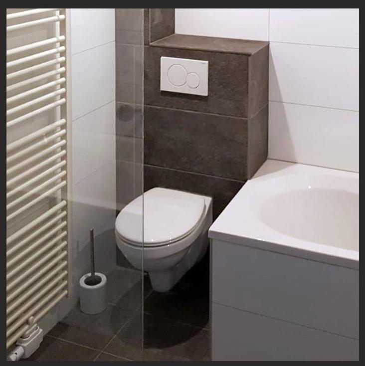 Double Room With Private Bathroom photo 2