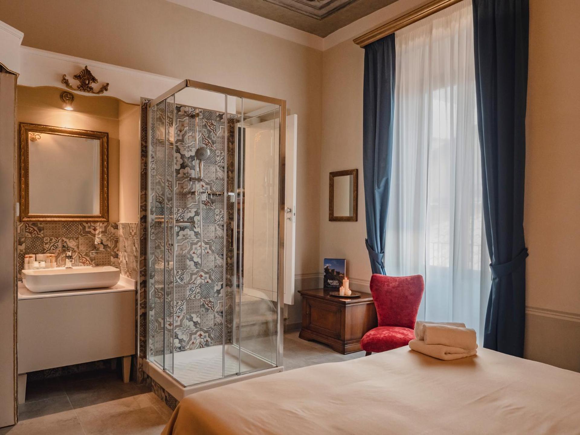 Superior Double Room - Photo 16
