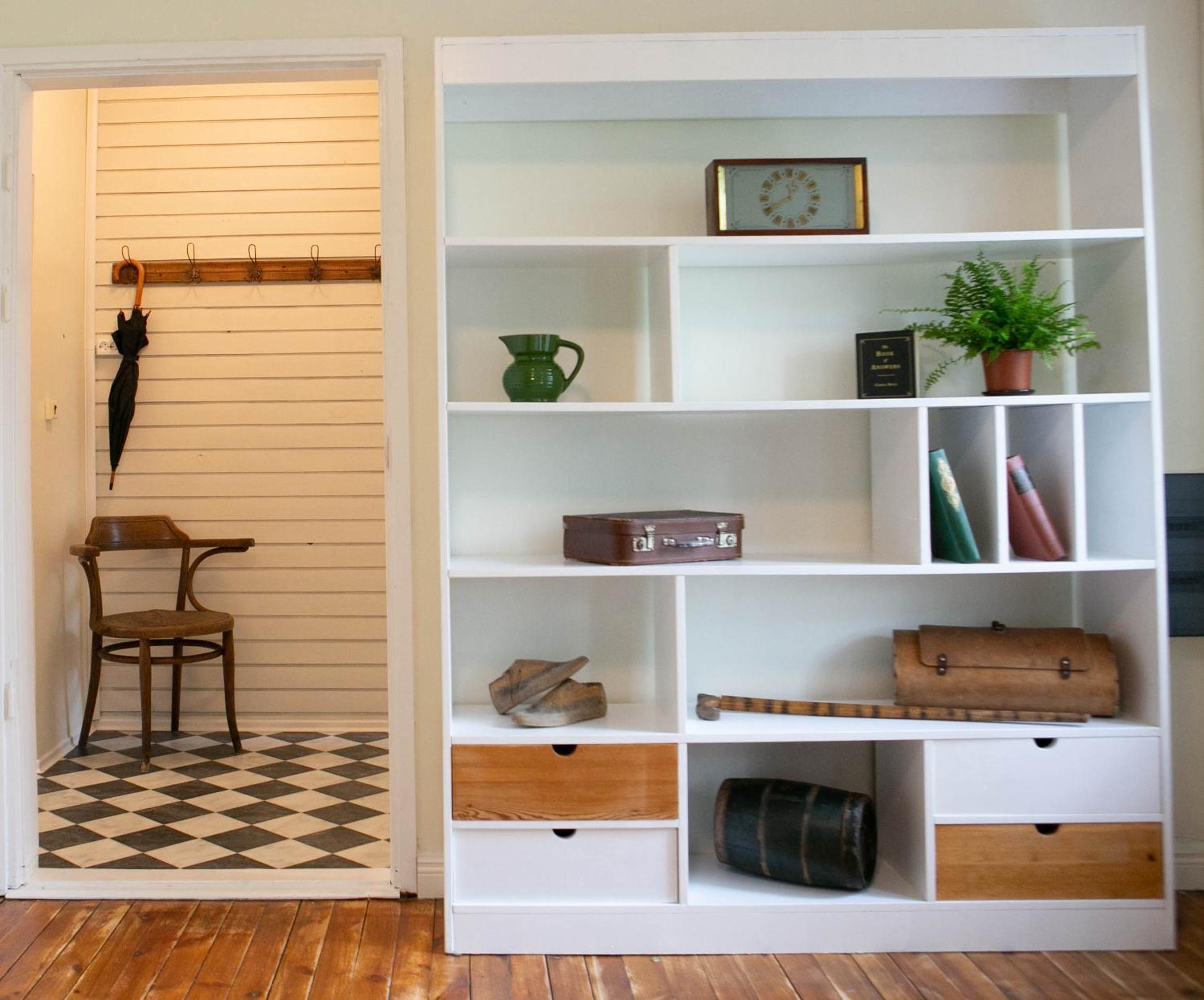 One-Bedroom Apartment - Photo 3