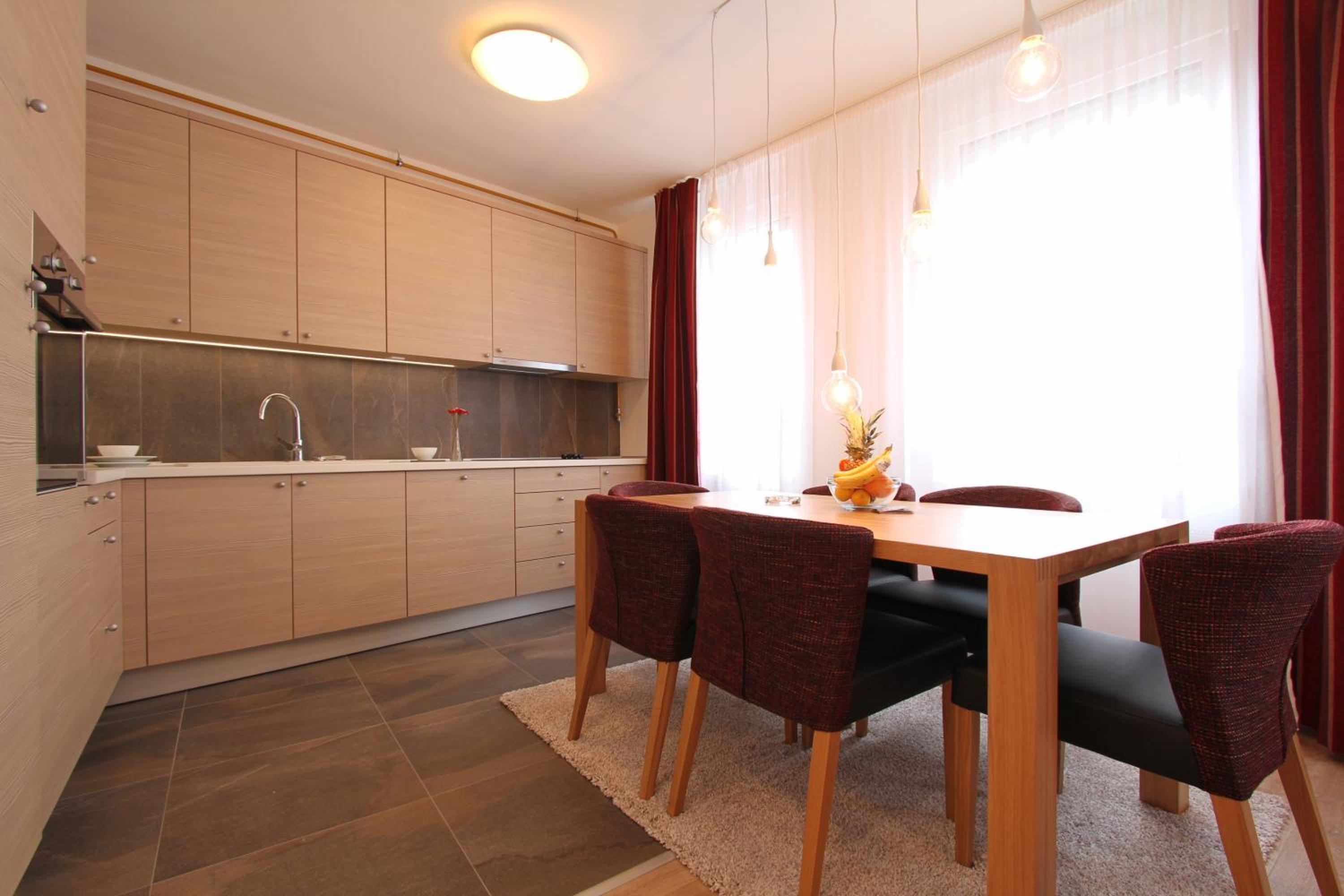 Two-Bedroom Apartment - Photo 31