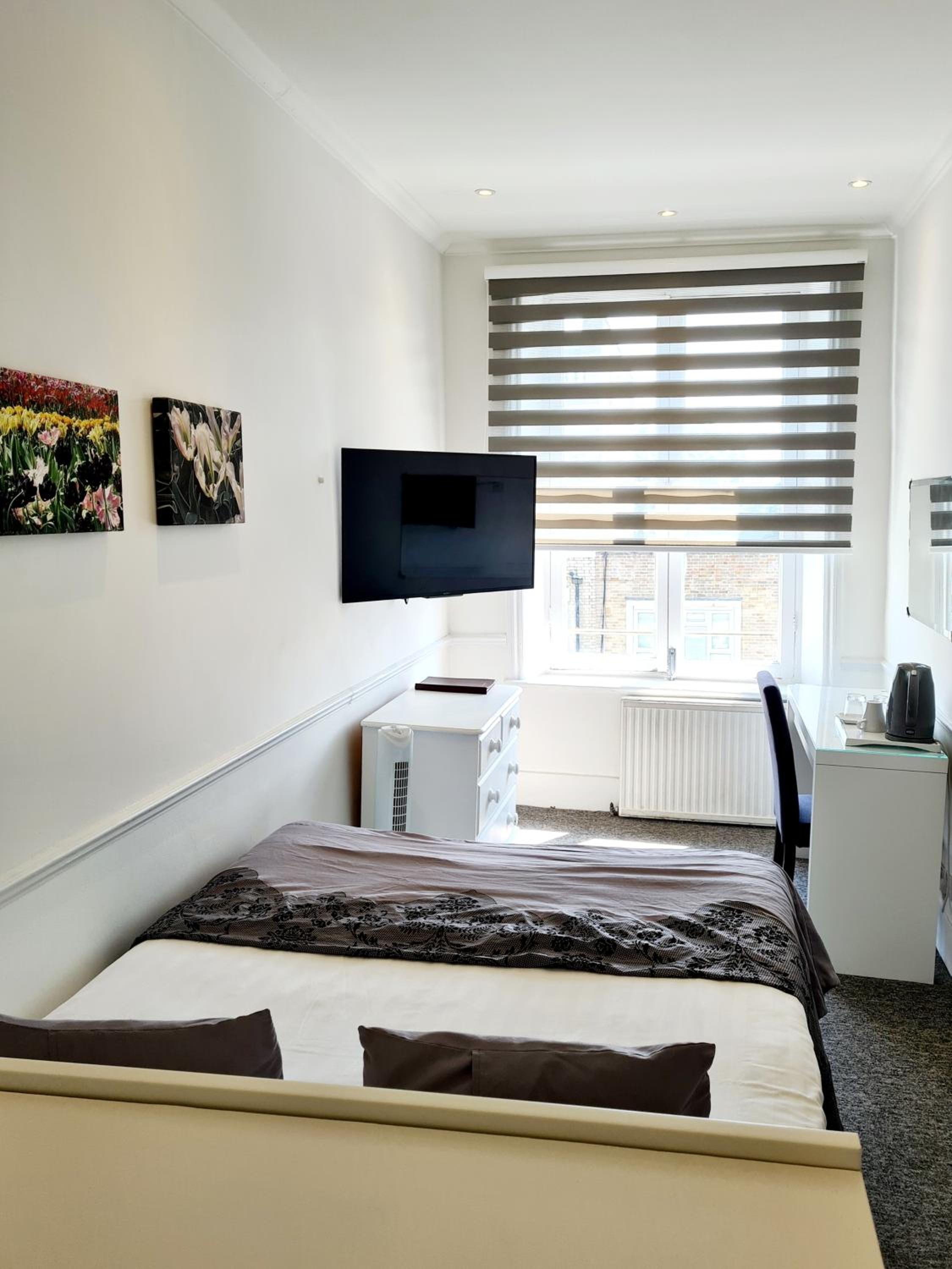 Double Room photo 3