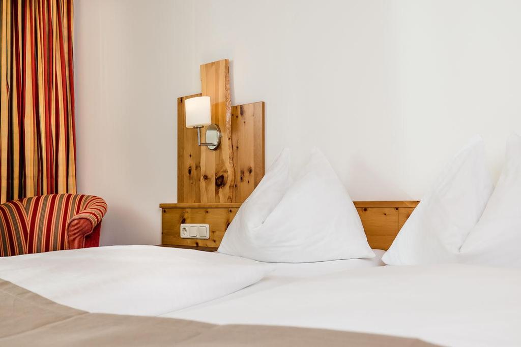 Deluxe Double Room with Balcony photo 1
