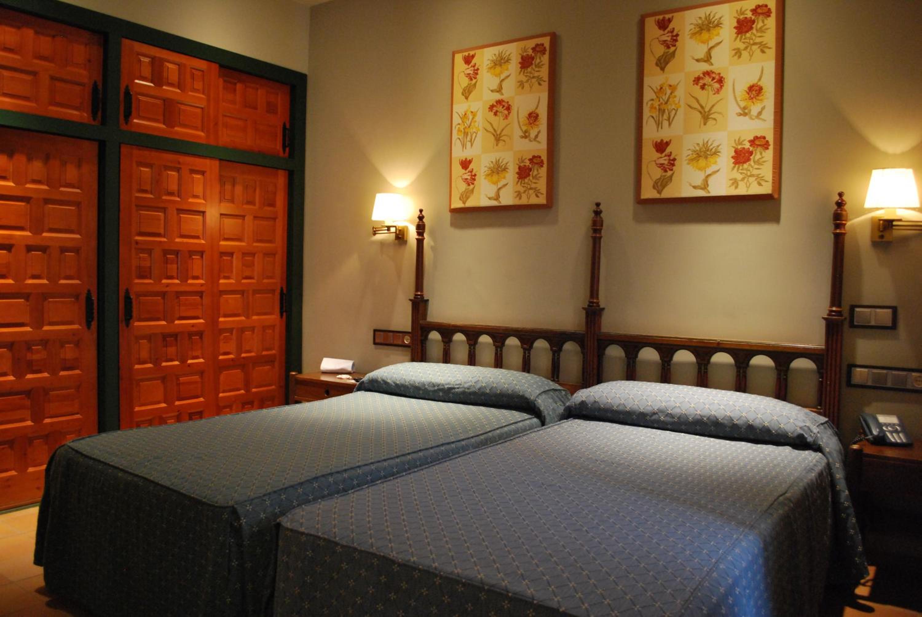 Superior Double Room - Photo 1