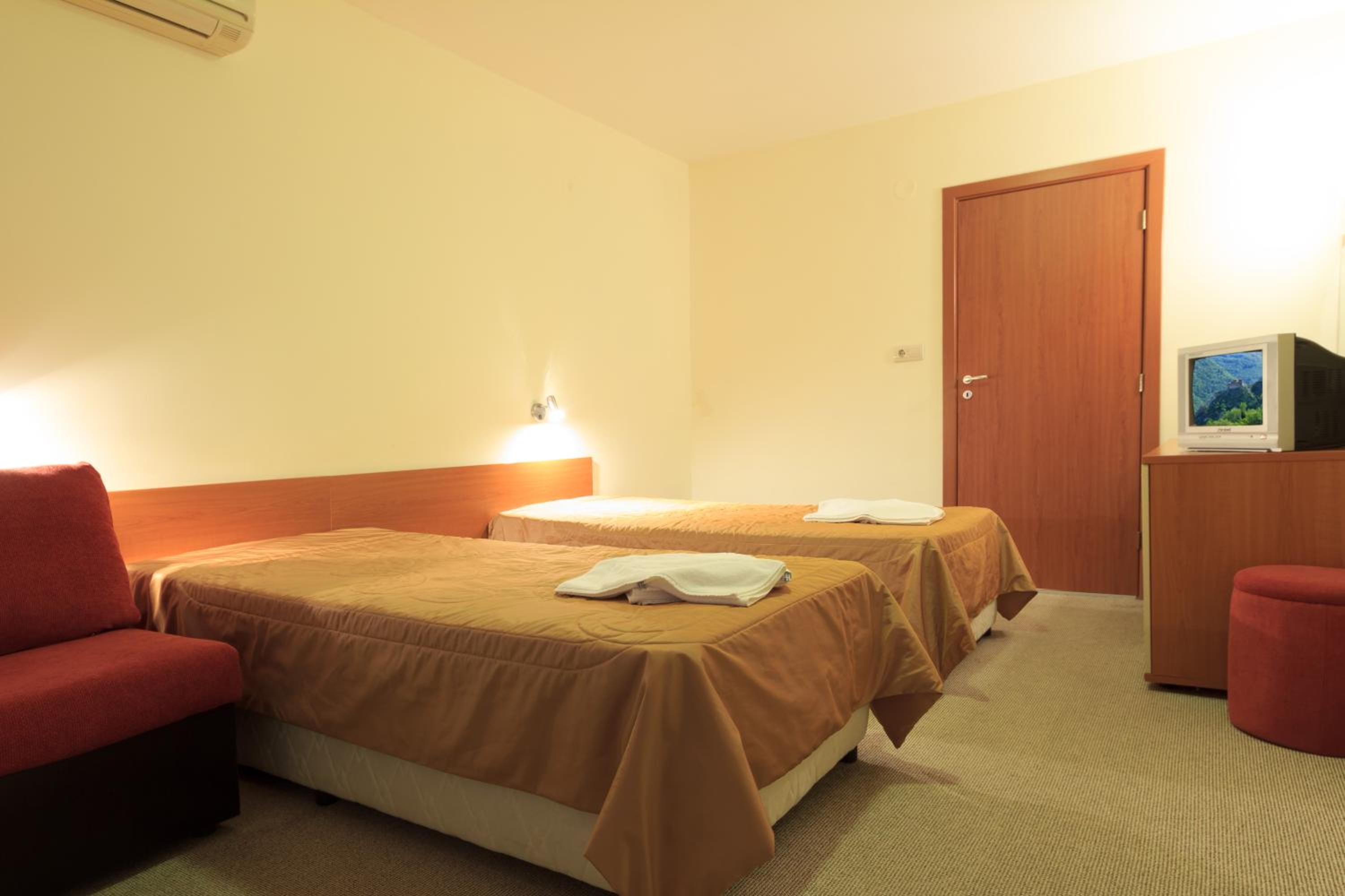 Twin Room with Balcony photo 1