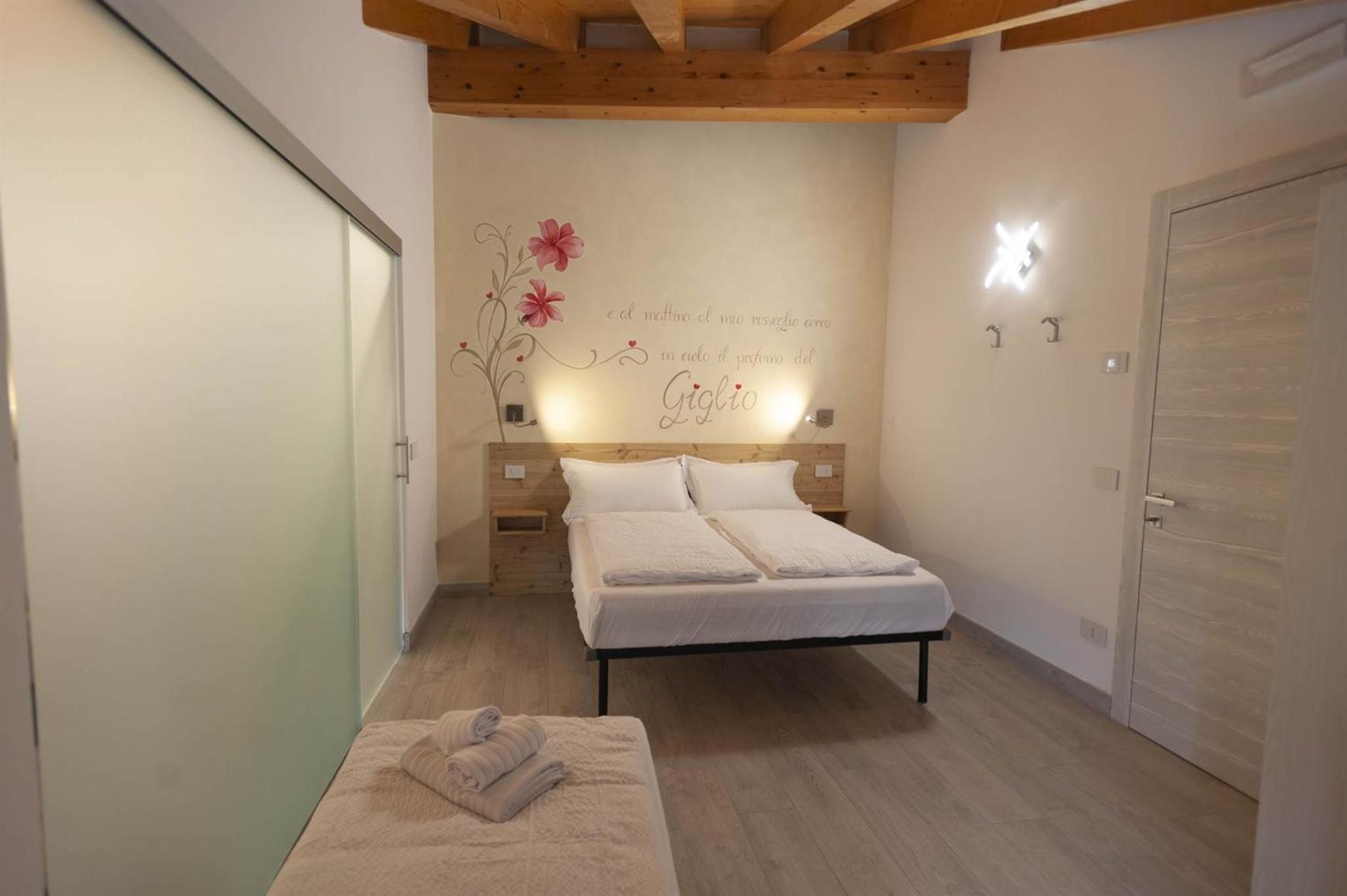 Triple Room - Photo 1