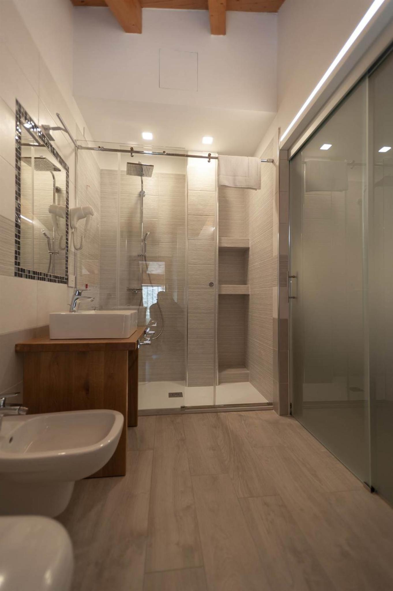 Triple Room - Photo 5