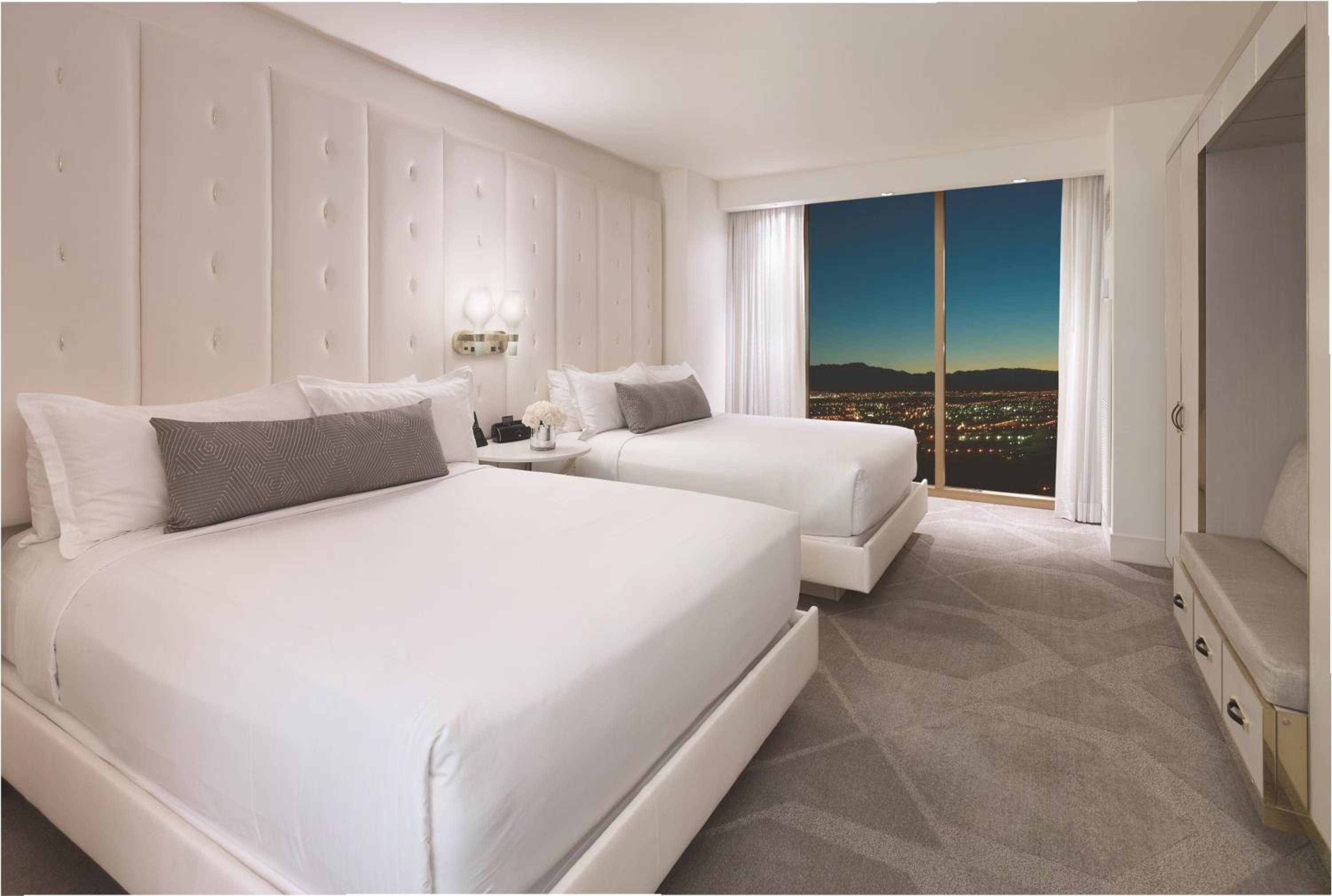 W Premier Two Queen Suite - Photo 3