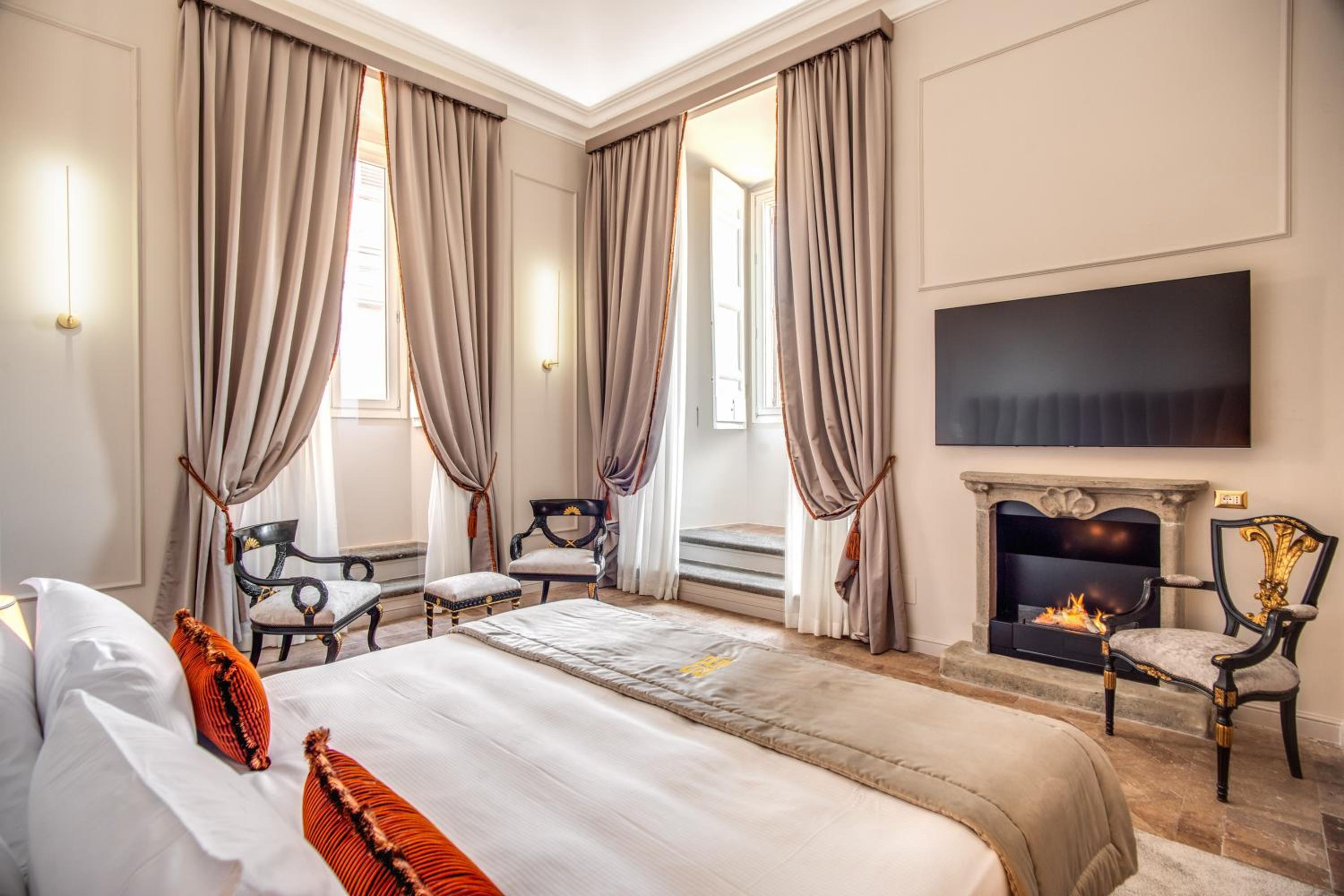 Luxury Suite with View